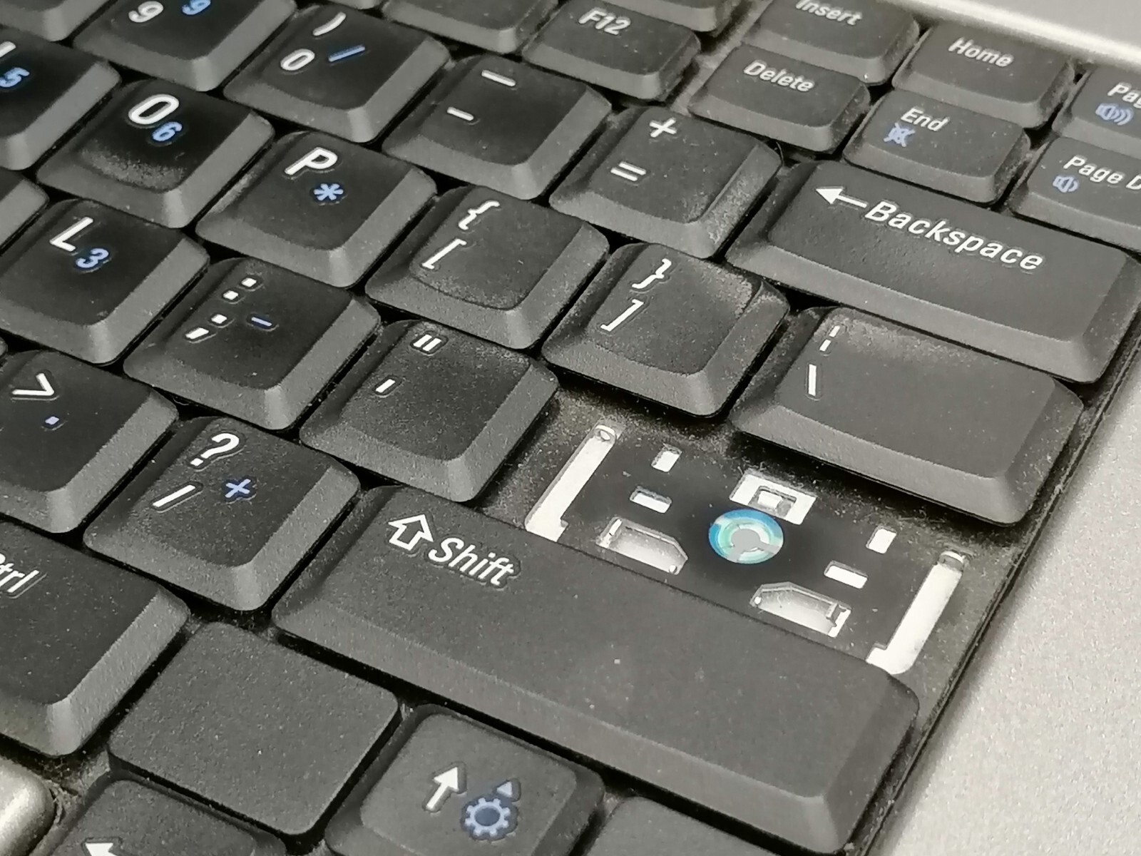 FOR PARTS 14.1″ Dell Inspiron B120 (Celeron M 360/512MB RAM/NO HDD)