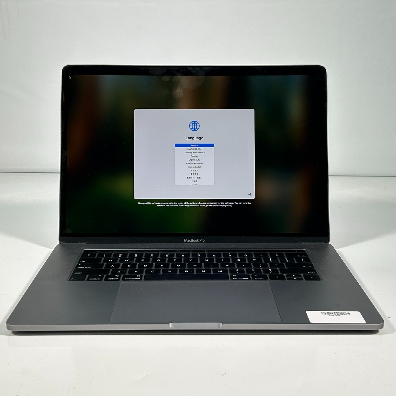 Apple MacBook Pro A1990 i7-9750H 2.6GHz 16GB RAM 256GB NVMe Sequoia 15.7.7 Used