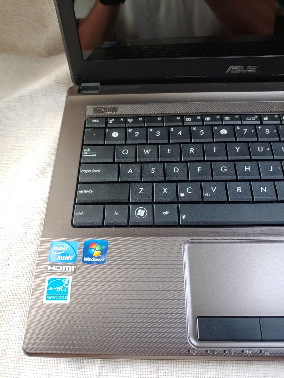 Asus X44H 14″ Laptop Intel Core i3 2.30Ghz, 4GB Memory, Untested, No Charger
