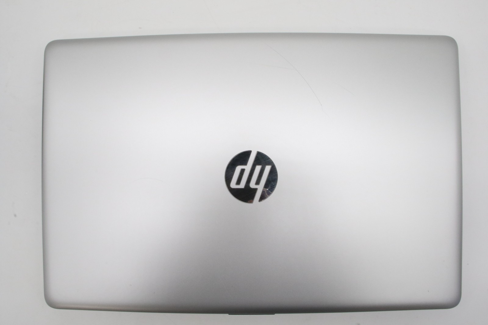 HP 15-DB0031NR Laptop 15.6″ AMD A9-9425 Radeon R5 4GB RAMS 1TB HDD *READ*