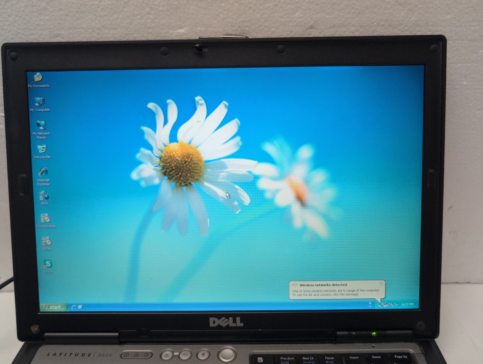 🔥 Dell Latitude D620 14″ Laptop T2400 1.83Ghz /2.5GB Ram /500GB HDD/win XP –