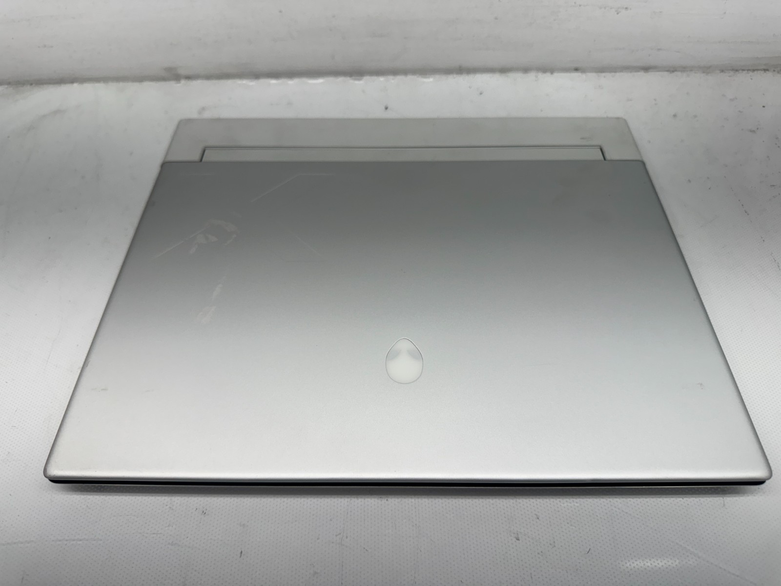 Dell Alienware X14 R2 14″ Intel Core i7-13620H@2.4GHz 32GB 512GB RTX 4060 *READ*