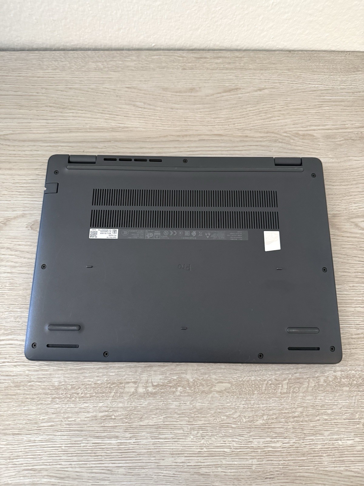 Dell Pro 14 PC14250 14” Intel Core 5 120u – 256GB / 16GB Windows 11 Pro