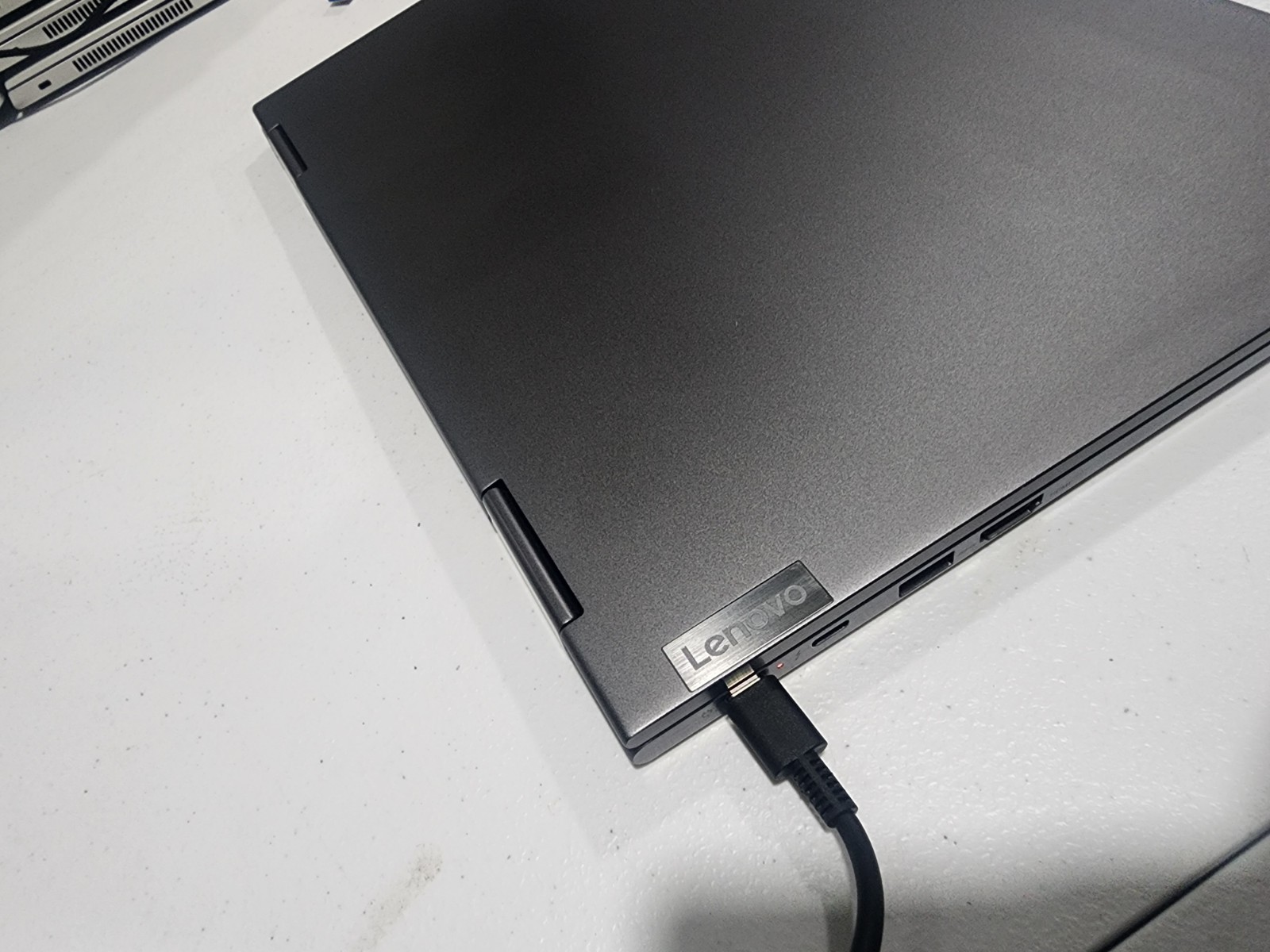 Lenovo ThinkPad X1 Yoga Gen 6