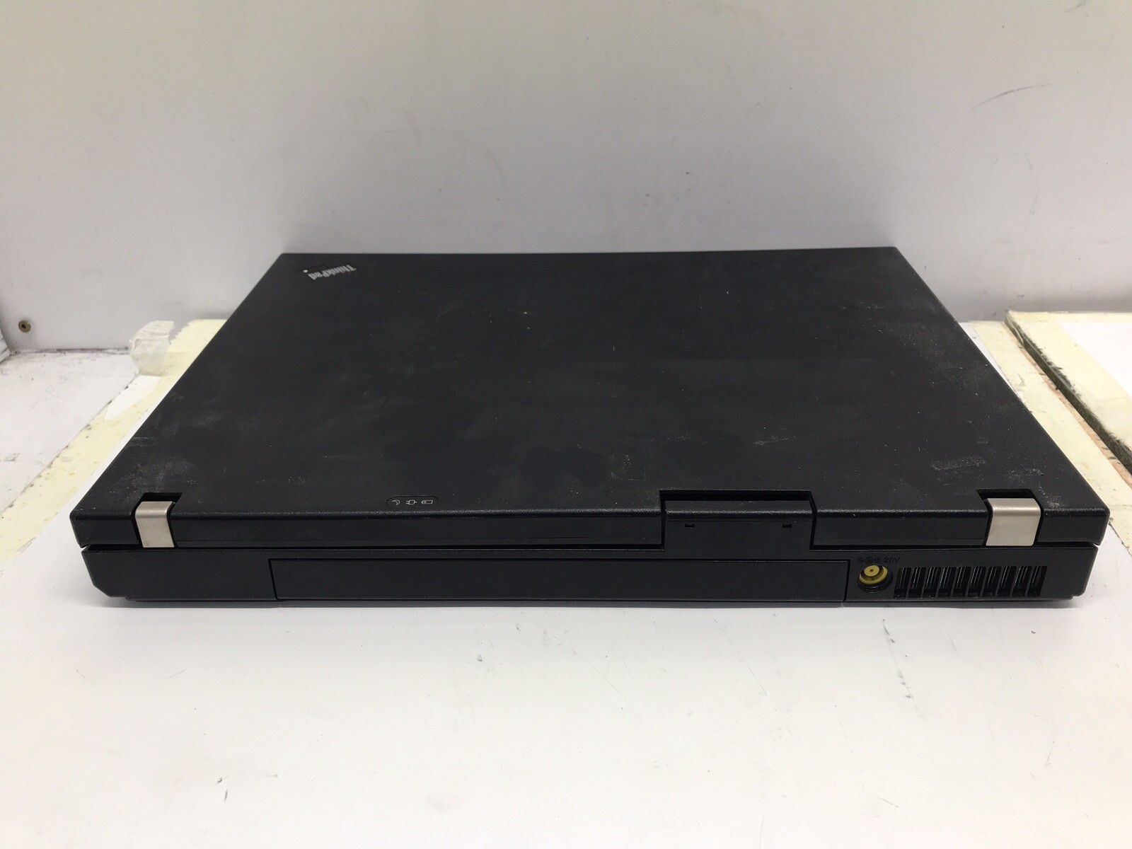 Lenovo ThinkPad R61e Intel Celeron CPU 540 @ 1.86GHz Booted to BIOS