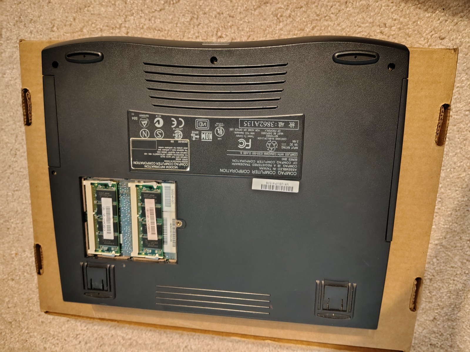 Compaq Presario 1622 Pentium MMX 15Mb RAM 3Gb hdd