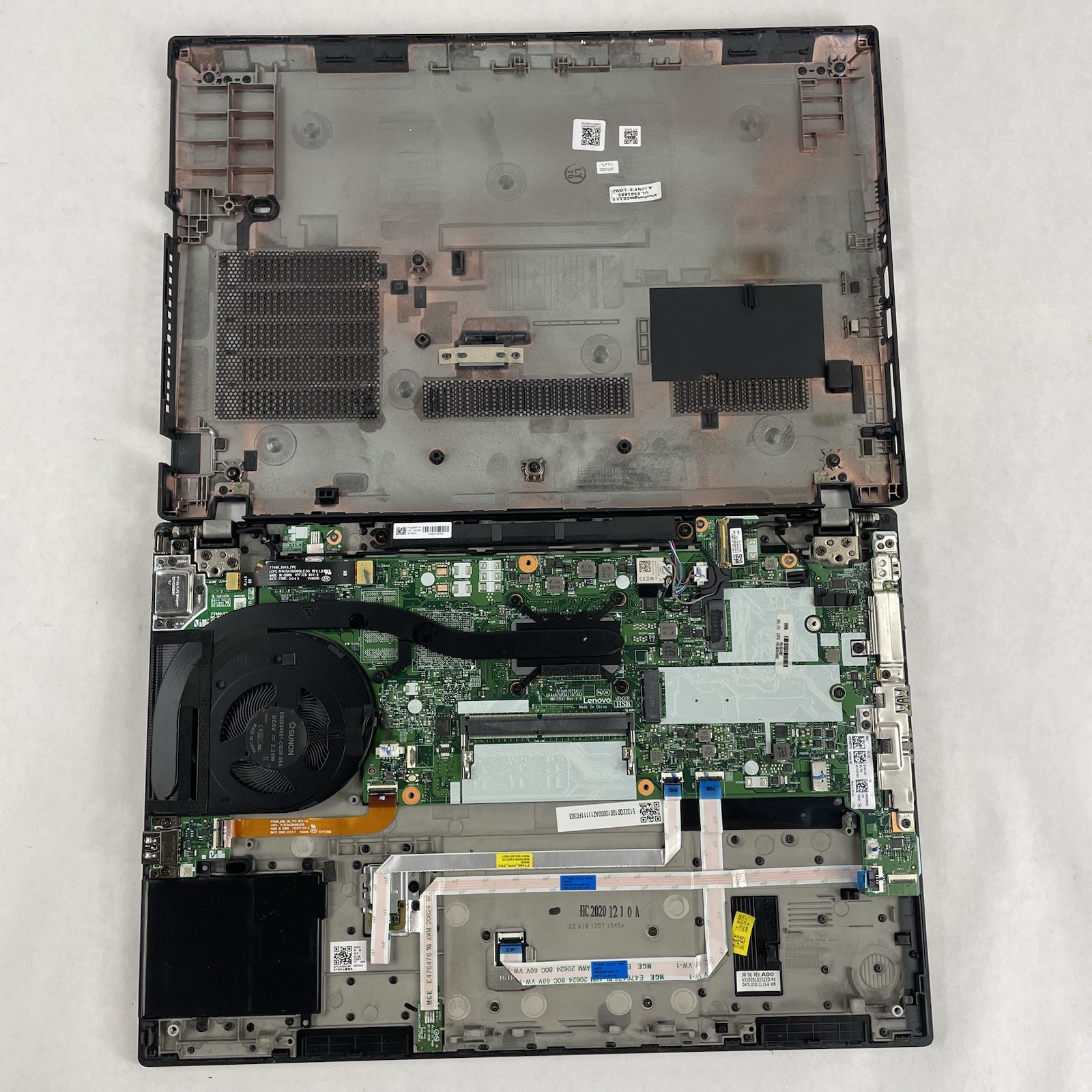 Lenovo ThinkPad T14 Gen 1 14″ i5-10310U 1.70 GHz 8 GB RAM No SSD/OS/AC/Batt