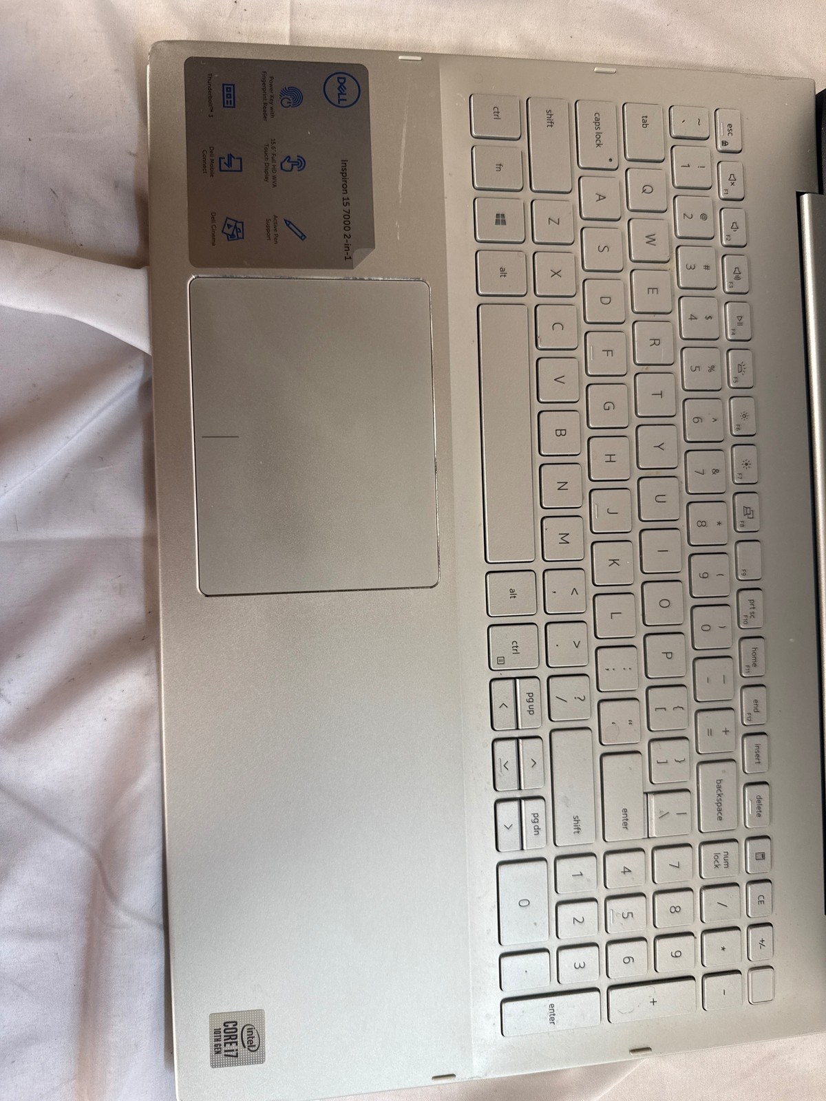 Dell Inspiron 7591 2n1 Intel Core i7-10510U 12 GB 512 GB SSD 15.6″