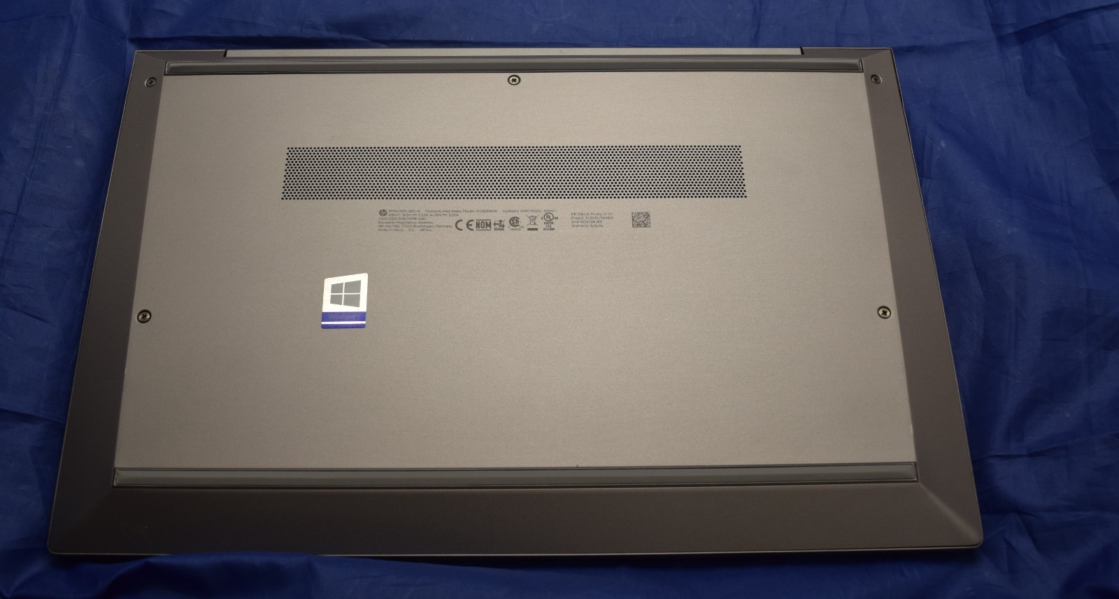 HP ZBook Firefly 14 G7 Intel Core i5-10210U 1.6GHz 24GB RAM 256GB SSD