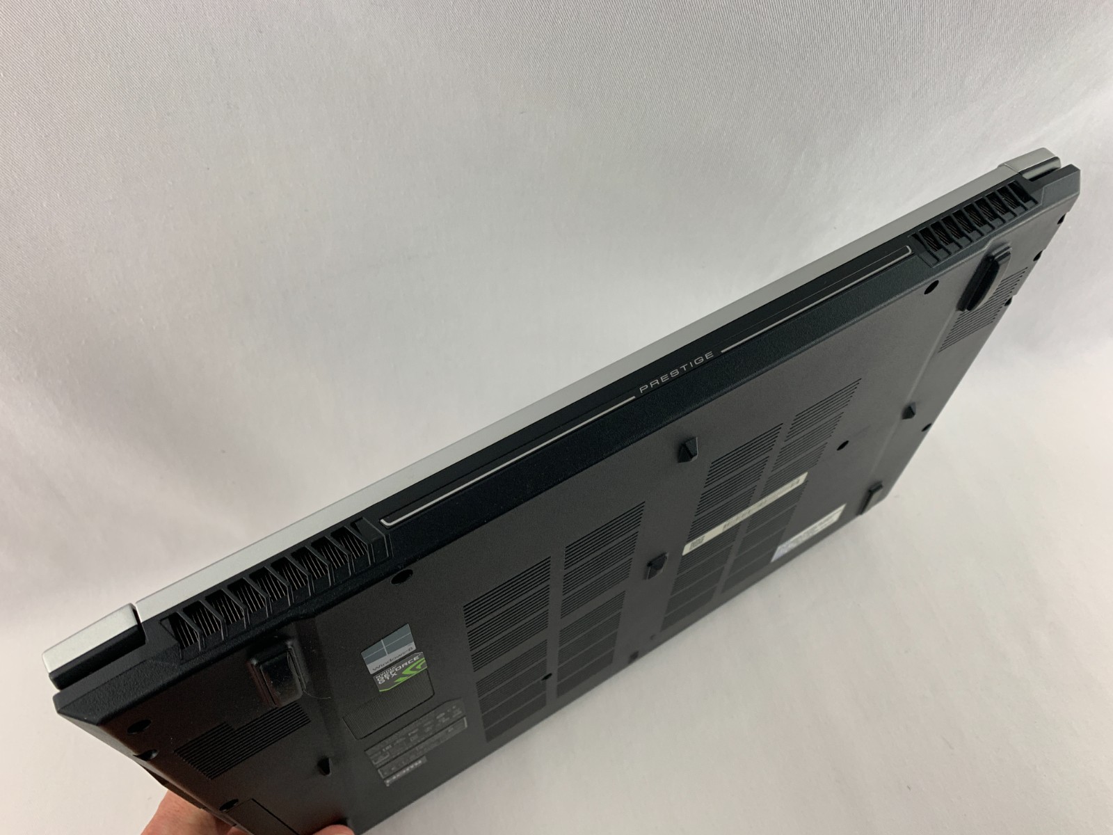 MSI MS-16J2 PE60 2QD Intel Core i7-4720HQ 2.6GHz, 12GB RAM, 1TB HDD, GTX 950M