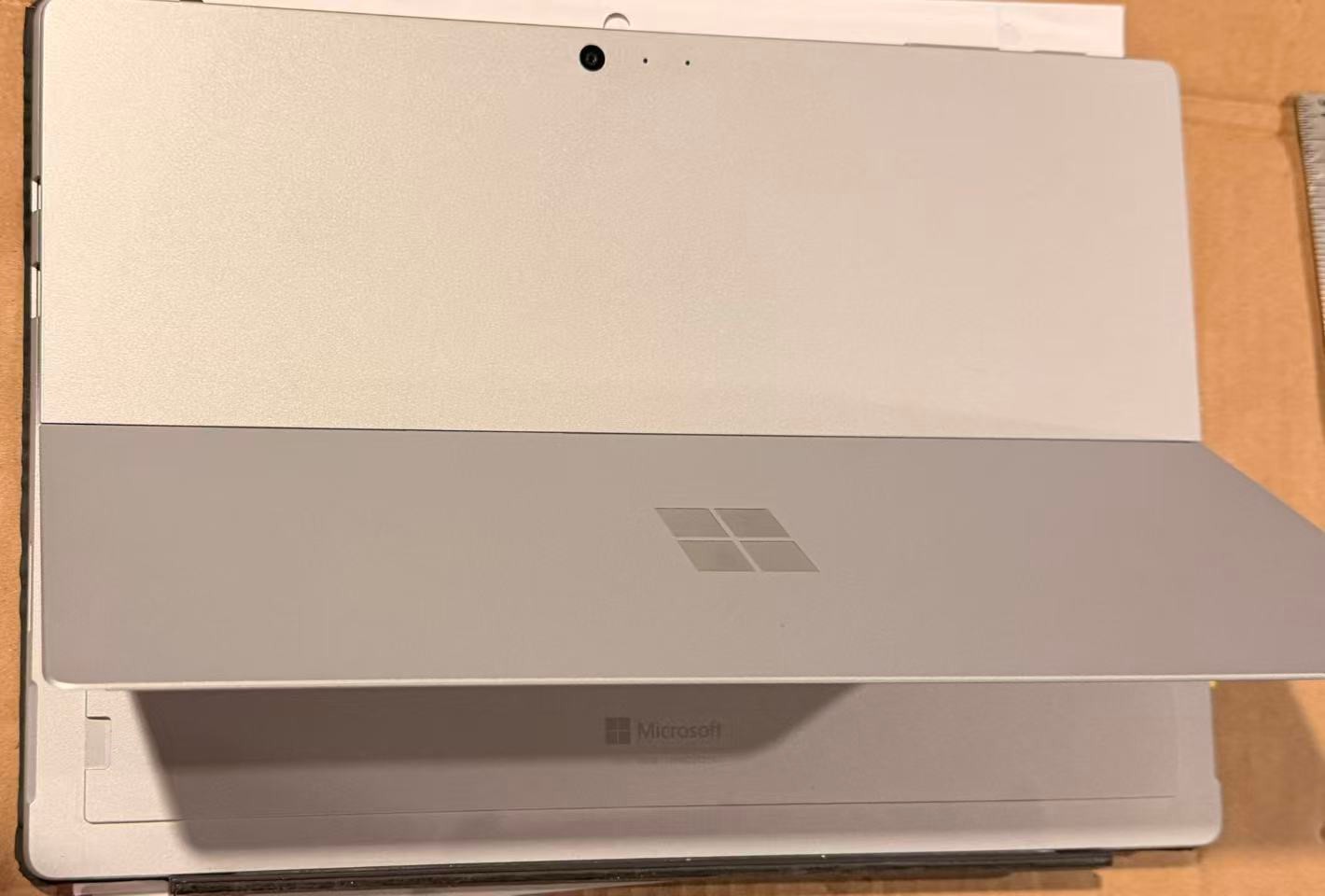 Microsoft Surface Pro 5 i5 7300U 2.6Hz 128G with Windows 11 Excellent Condition