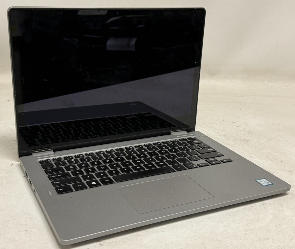 Dell Latitude 3310 2in1 13.3″ (Mixed CPU – 4GB/8GB RAM – NO OS/HDD) – Lot of 9