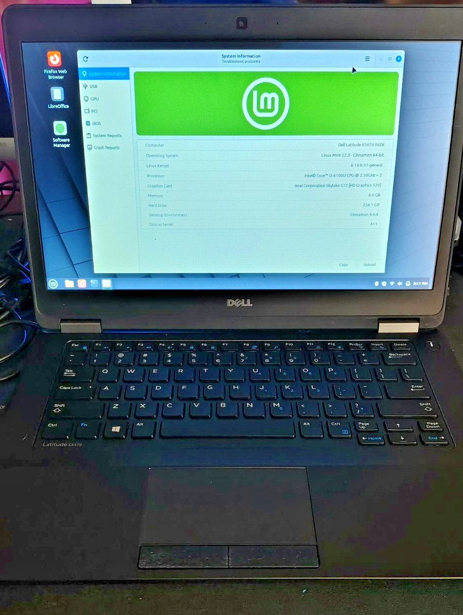 Dell Latitude e5470lm Linux Mint i3 6th 8GB 256GB SSD – NEW BATTERY