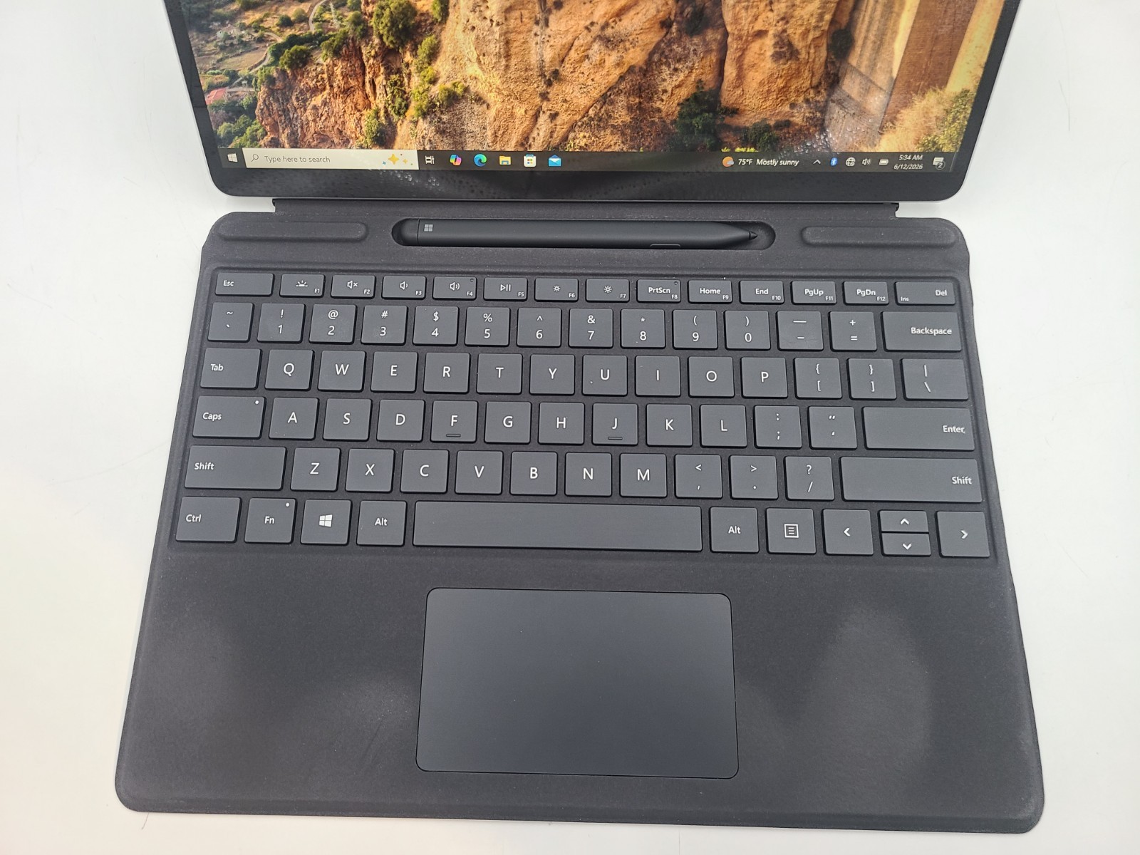 Microsoft Surface Pro Microsoft SQ 2 3.15GHz 16GB 512GB SSD Win 10 Pro