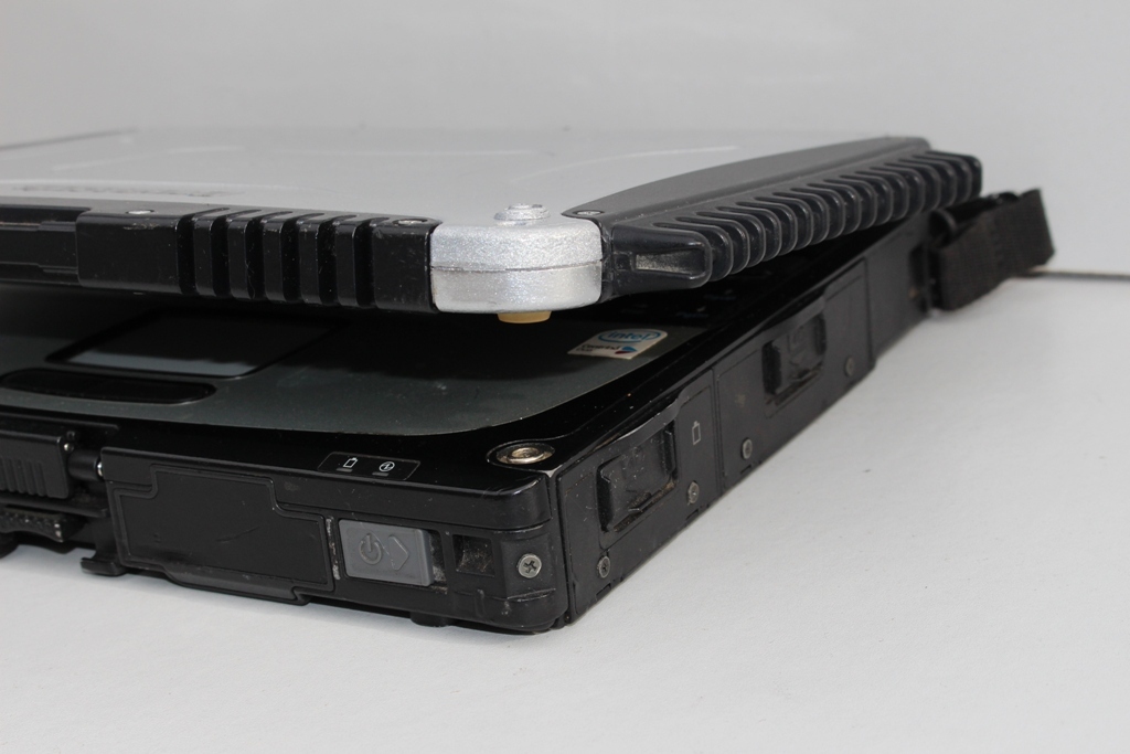 Panasonic Toughbook CF-19 BT/YFI /NOTOUCH(250GB,*Core Duo,*1.06GHz**2.5GB)*WIN 7