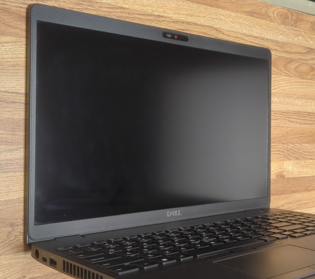 Dell Precision 3540 15.6″ Intel i5-8365U 8GB DDR4 NO HDD, Excellent Condition