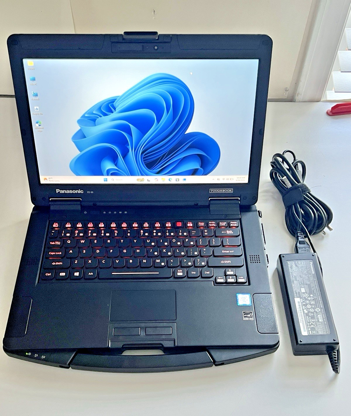 Panasonic Toughbook FZ-55 Touchscreen i7-8665U 1TB SSD 32GB/4G LTE/dGPS/WIN 11P