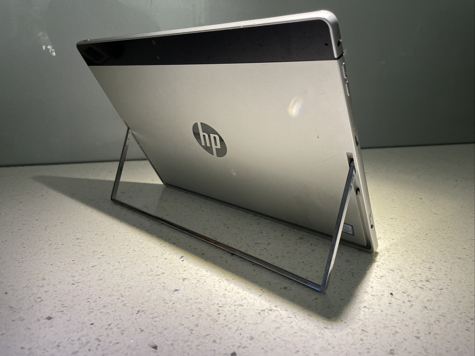 HP Spectre ×2 Intel™Core m7-6Y75 Detachable 4G LTE / 8GB 256 GB SSD/ USB-C