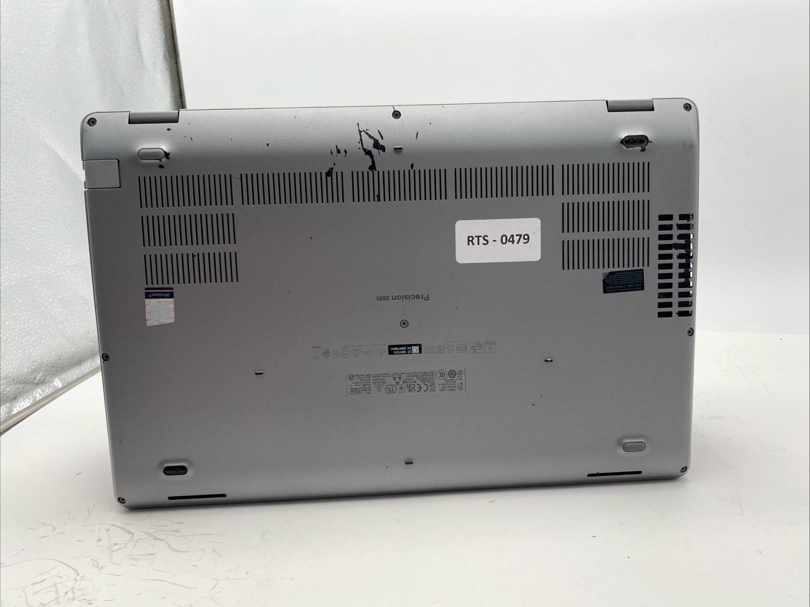 Dell Precision 3551 Core i7-10850H 2.7GHz 32GB RAM 512GB SSD W11P Nvidia P620
