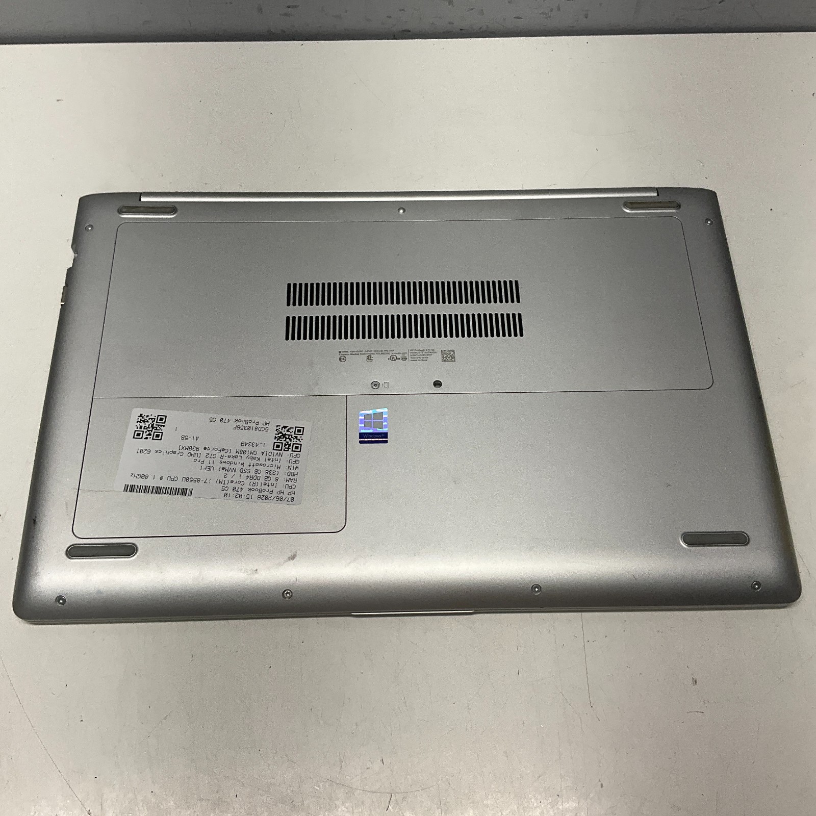 HP ProBook 470 G5 – 17.3″ FHD, 1.8GHz i7-8550U 8GB 256GB SSD Windows 11 Pro