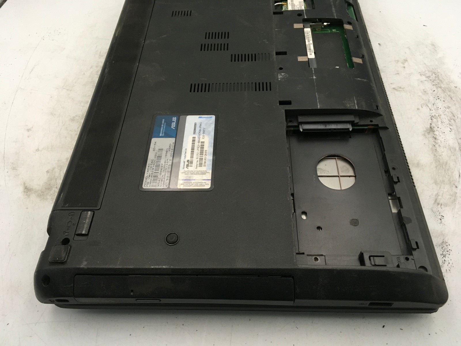 ASUS NOTEBOOK X54C – INTEL PENTIUM B960 – NO RAM – FOR PARTS – READ DESC- BB