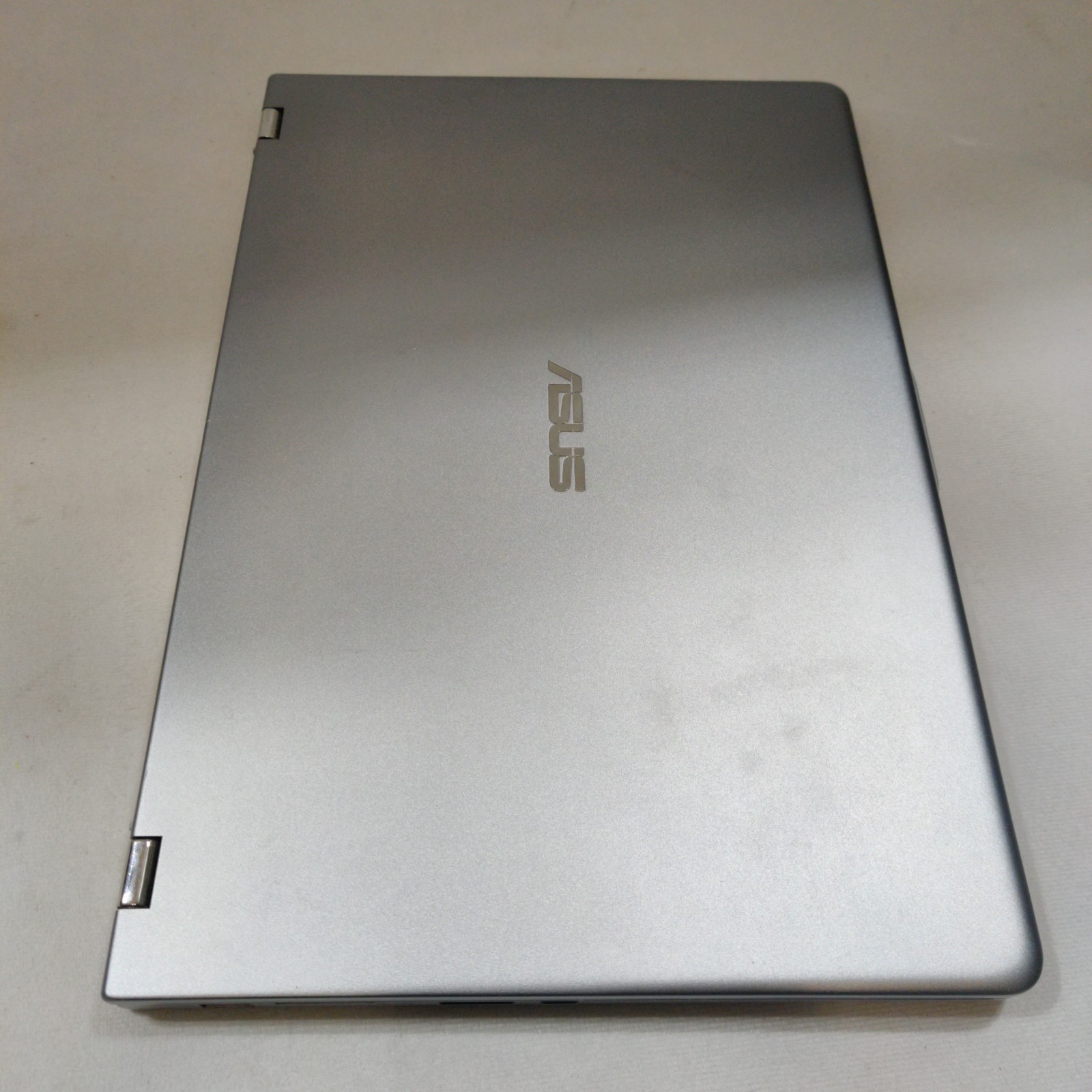 ASUS NOTEBOOK Q505U i5-8250U 12GB 256GB SSD FOR PARTS NO BATTERY CRACKED SCREEN
