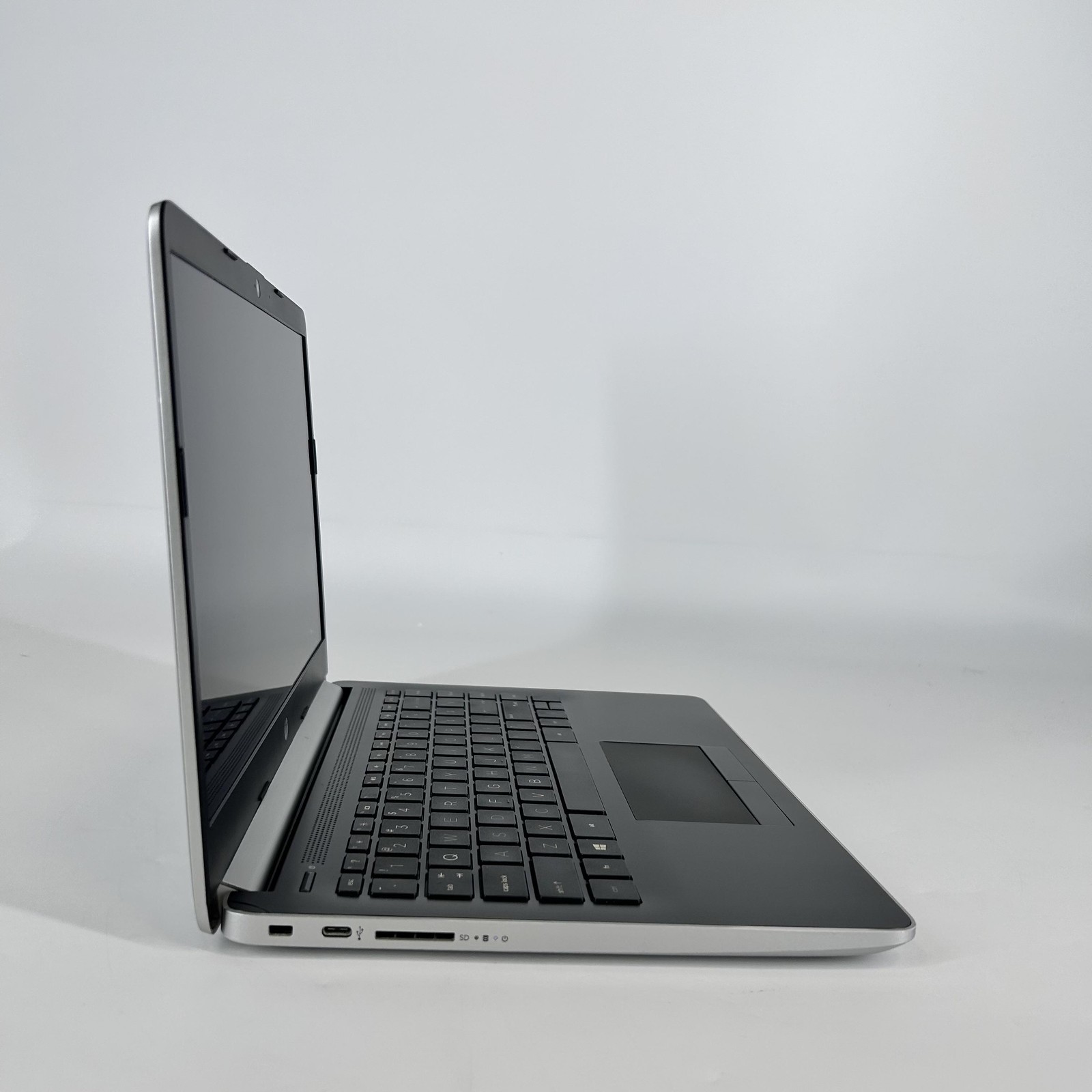 HP Notebook 14 HD TOUCH 2.6 GHz Ryzen 3 3200U 8GB 256GB SSD Good