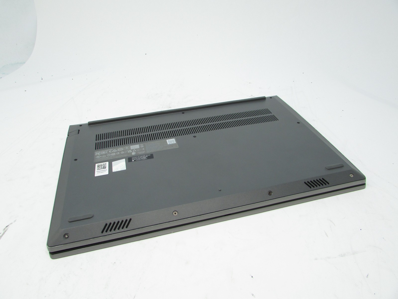 Lenovo ThinkBook 15 G4 Touch ABA 15.6″ RYZEN 7 5825U 8GB RAM 256GB SSD No OS/AC