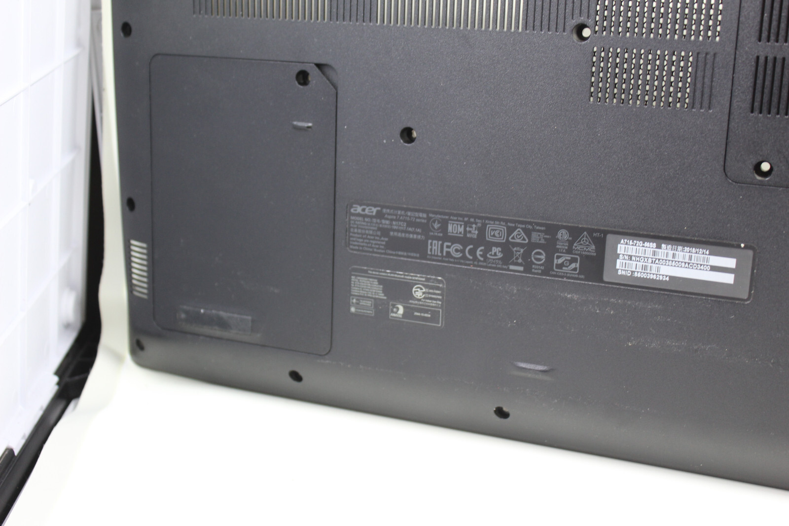 100% Genuine Acer Aspire A715-72G 15″ Keyboard & Top Cover Replacement