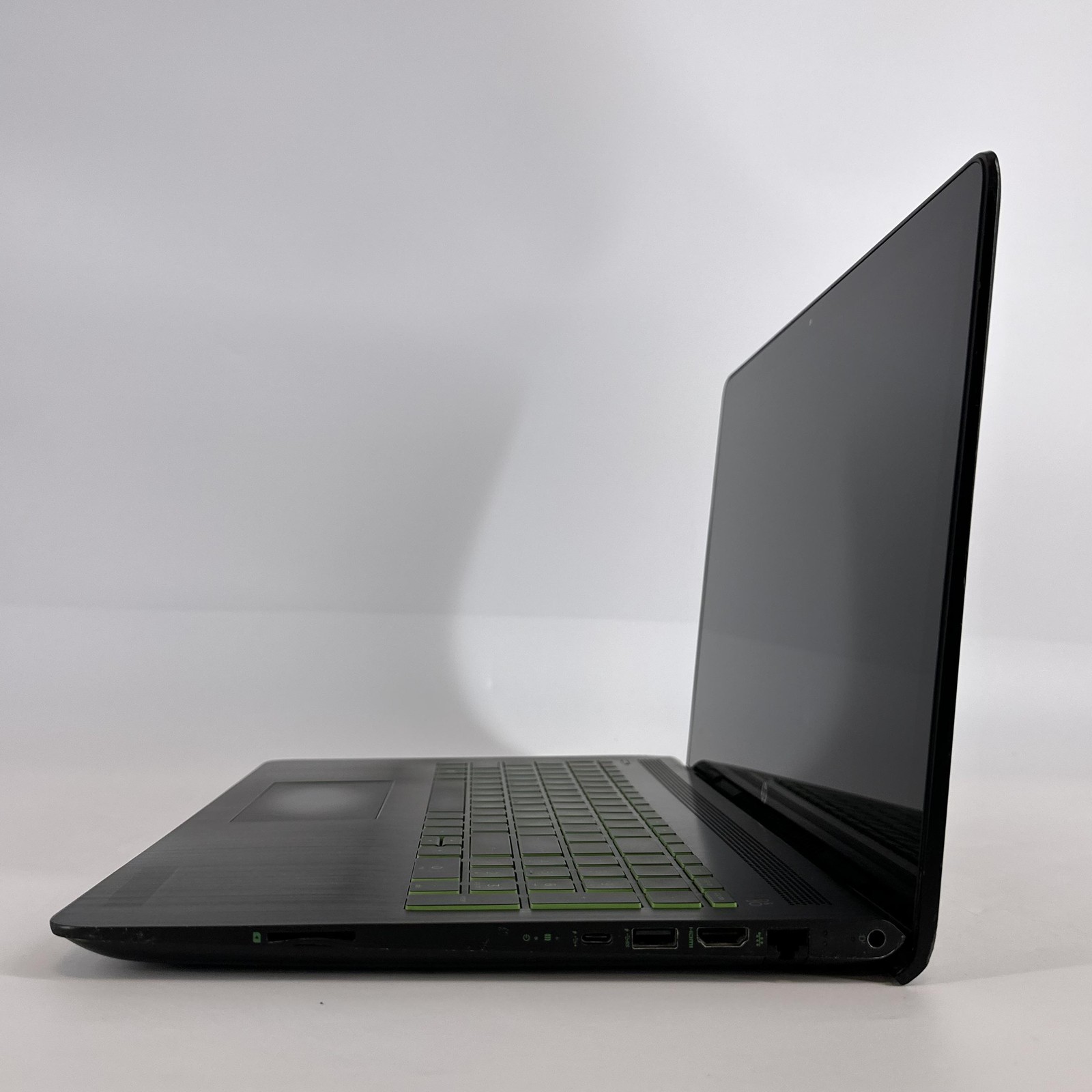 HP Pavilion Power 15 FHD i7-7700HQ 2.80GHz 8GB 512GB SSD/1TB HDD GTX 1050 Fair