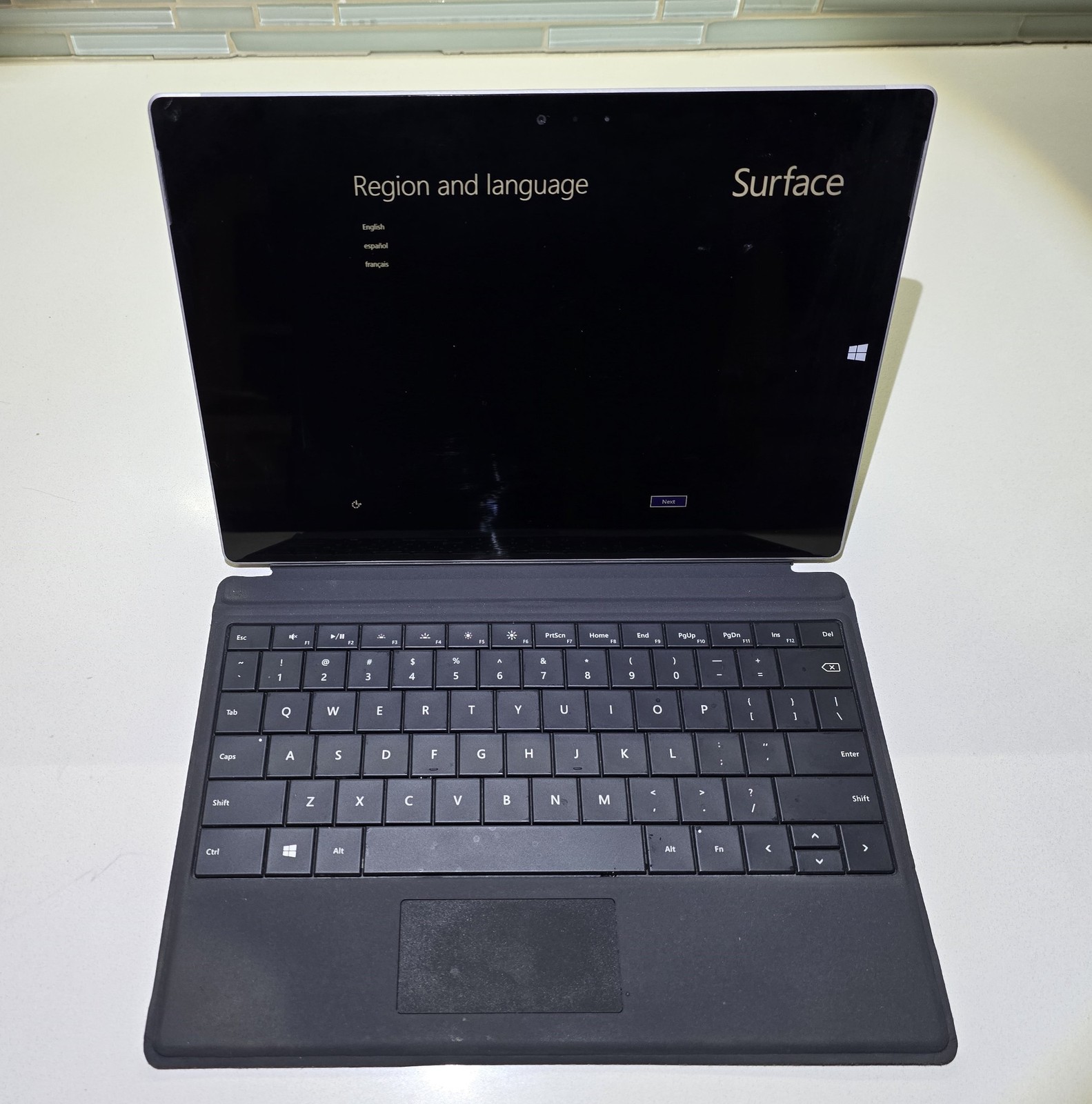 Microsoft Surface 3 LTE 4GB / 128GB 10.3 with keyboard Good Condition Reset
