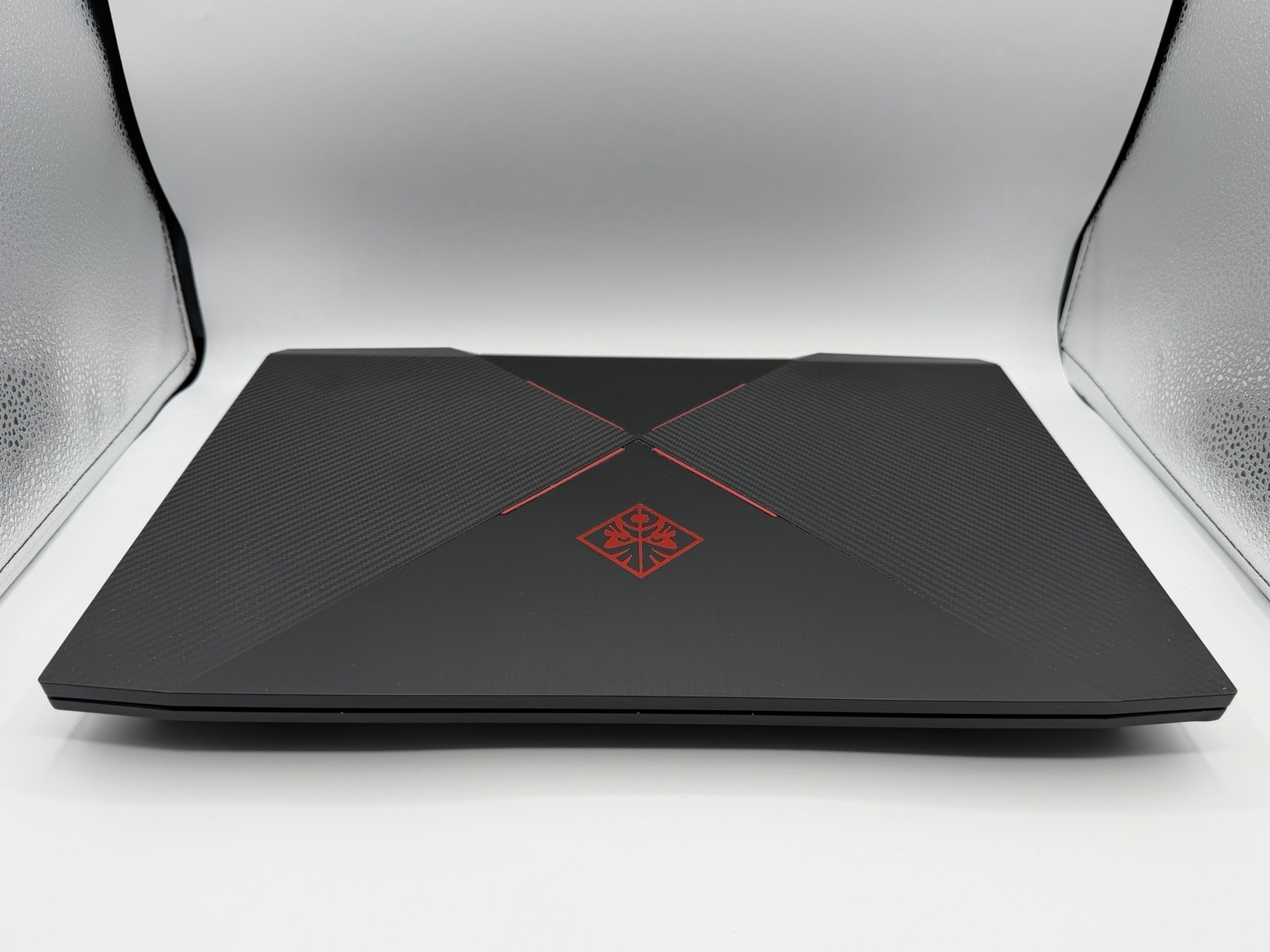 HP OMEN 17 17.3” 17-an012dx Laptop – RX 580 – i7-7700HQ – 12GB RAM – 2TB SSD