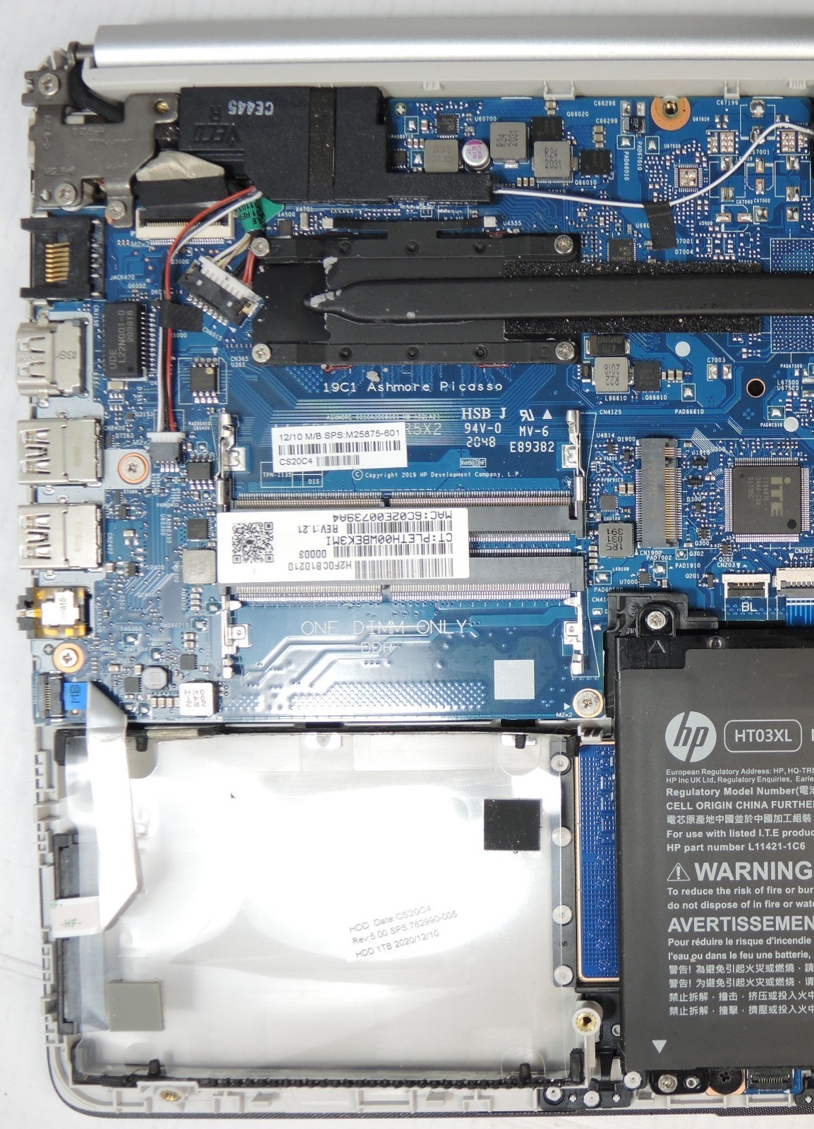 HP Laptop 14-dk1025wm (DEAD, NO POWER, LIQUID DAMAGE, PARTS ONLY, NON-FUCTIONAL)