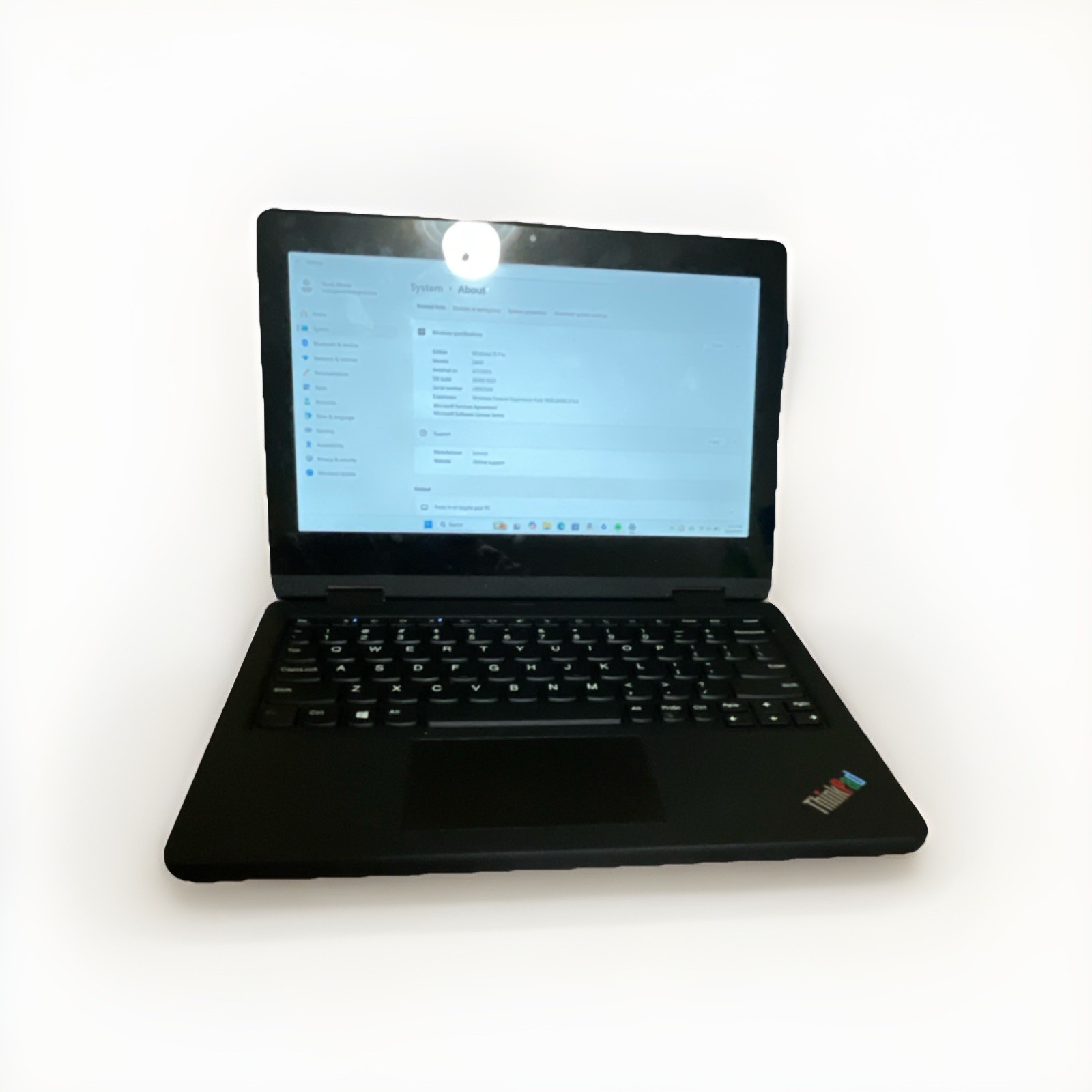 Lenovo ThinkPad 12″ Touch Intel Core m3-8100Y 8GB RAM 119GB SSD