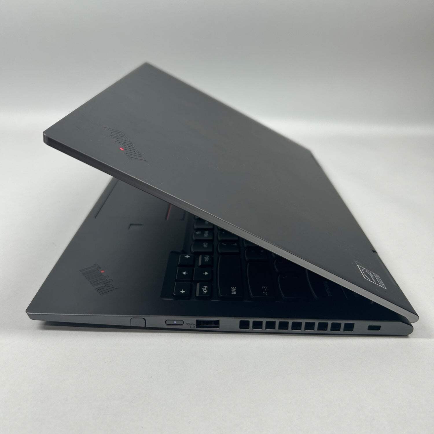 Lenovo ThinkPad X1 Yoga Gen 4 14″ i7-8665U 1.9GHz 16GB RAM 1TB SSD