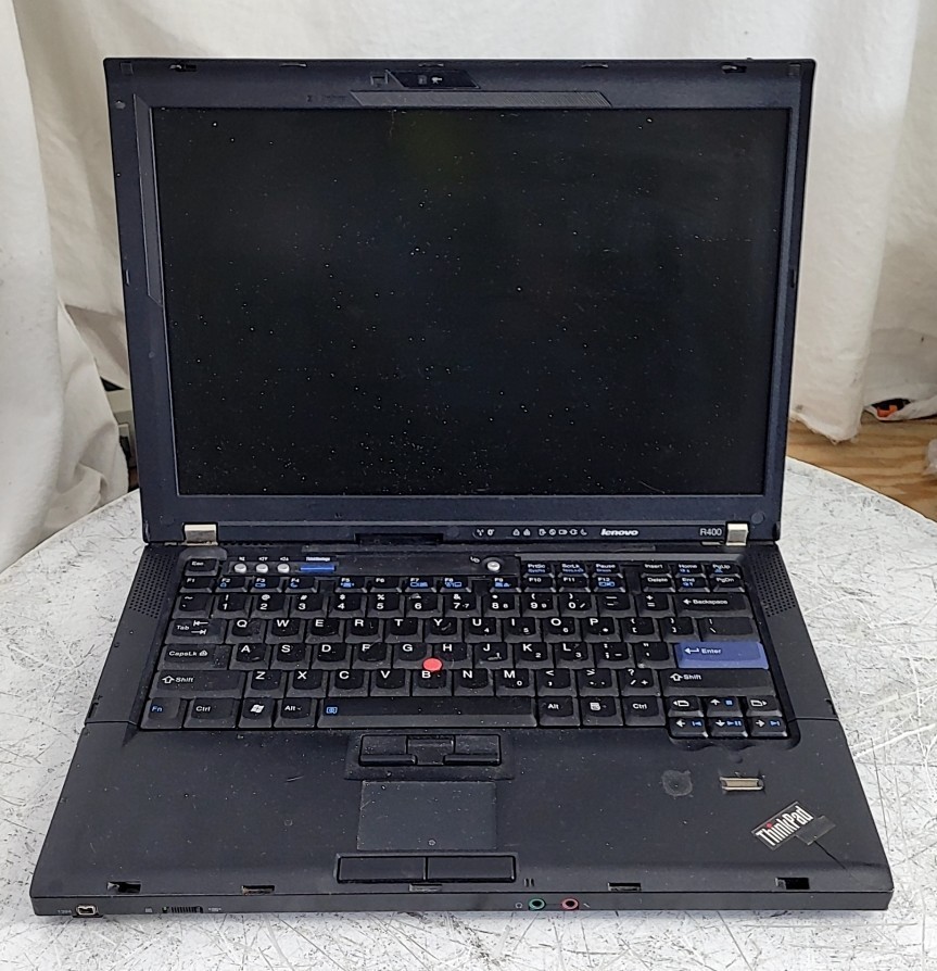 LENOVO ThinkPad R400 7440B41 Laptop Intel CORE2 DUO T5870 2GB 160GB