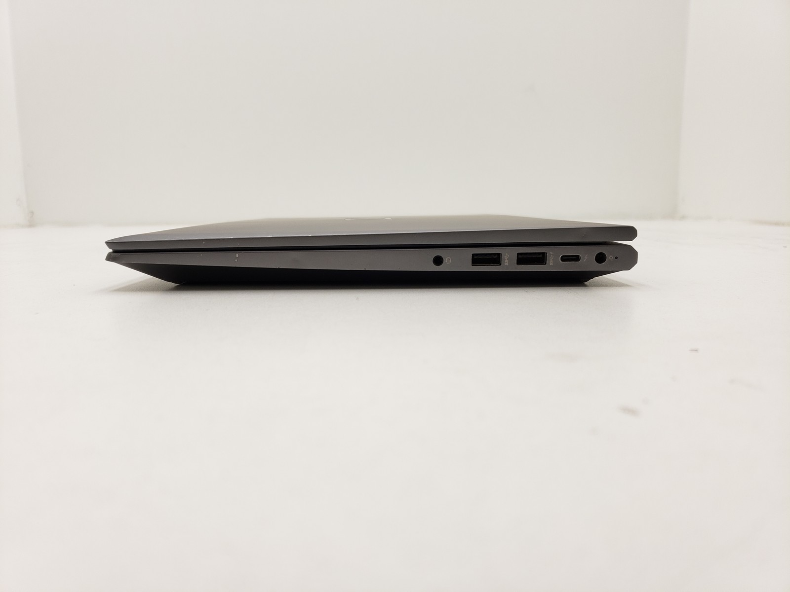 HP ZBook Power G7 i7-10850H 16GB RAM 256GB SSD 15.6″ Quadro T1000 Win 11 Pro.