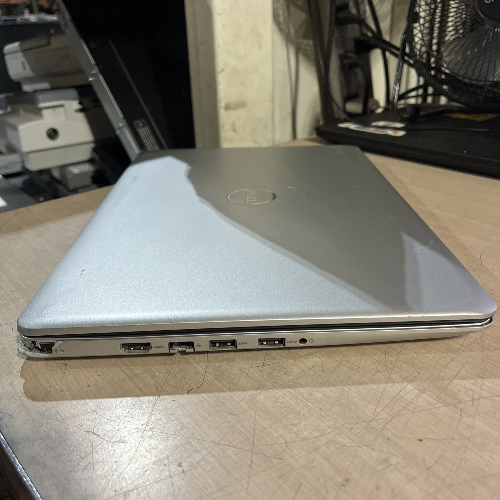 DELL INSPIRON 5584 INTEL CORE I7-8565U 16GB RAM NO HD