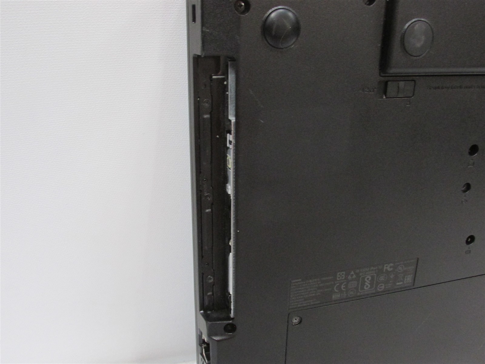 Lenovo Thinkpad E570 i7-7500U 2.7GHz 8GB RAM 128GB m.2 15.6″ Windows 10 Pro DMG