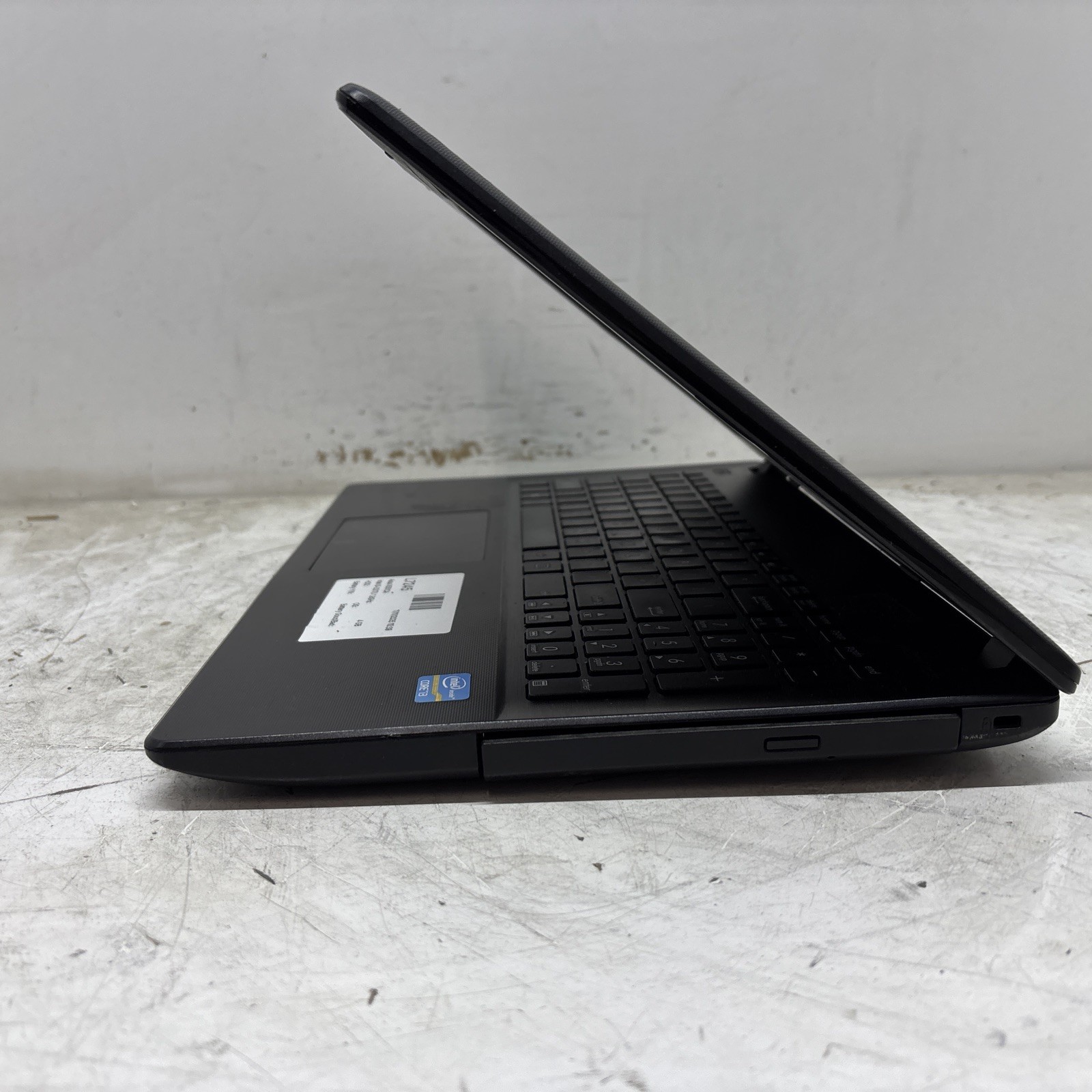 Asus X551CA Intel i3-3217U 1.8GHz 4 GB NO HDD