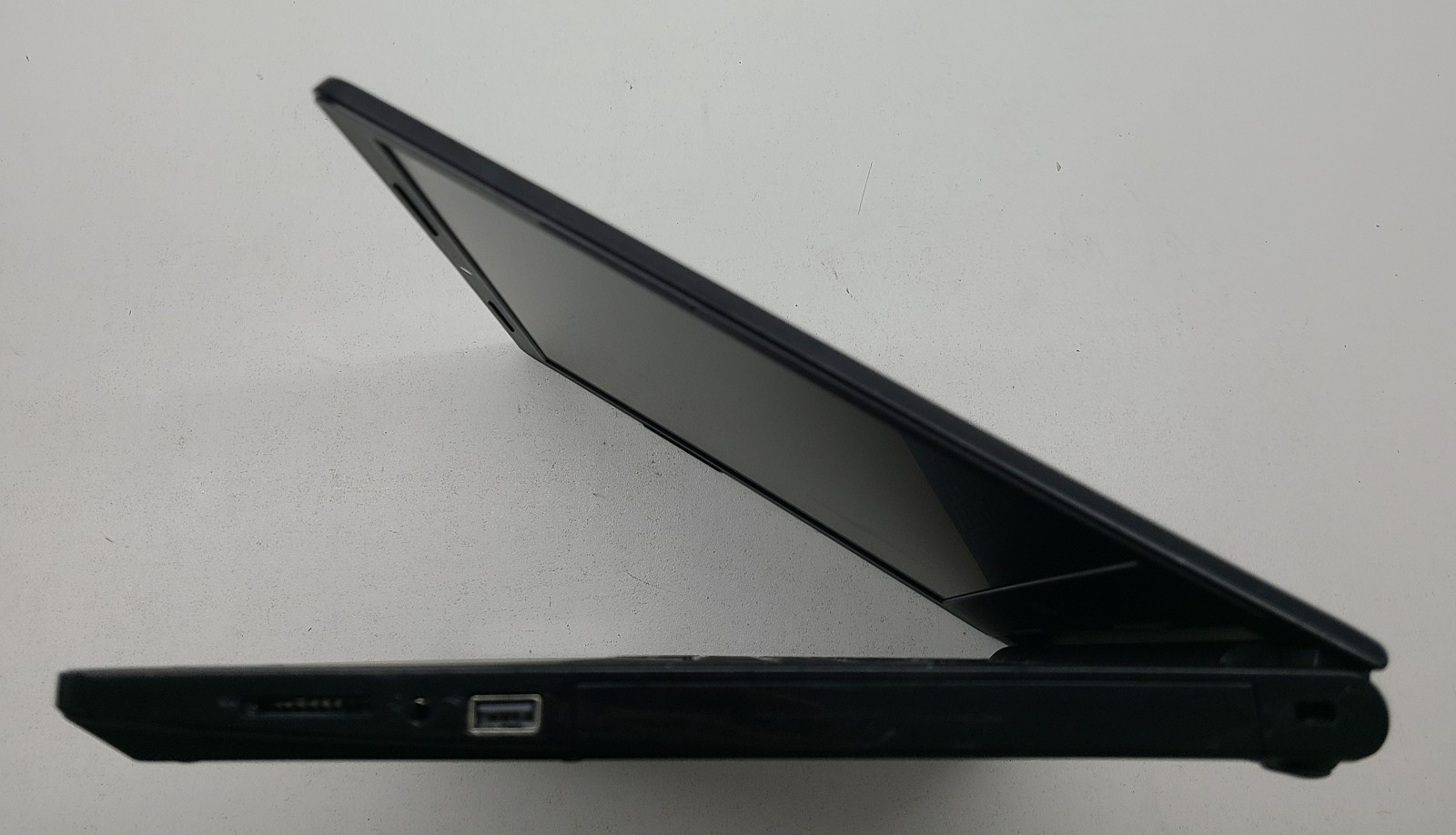 Dell Inspiron 15 3567 15.6″ Laptop Intel i3-7130U 8GB RAM NO HD/OS (FL)