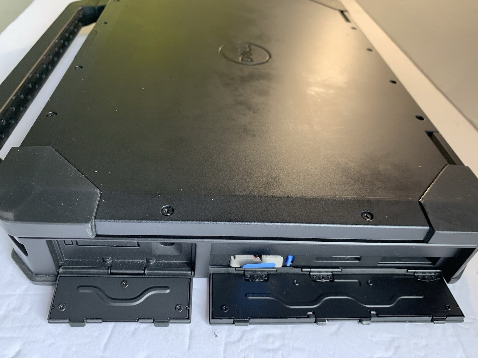 Dell Latitude 5424 Rugged 14″ Core i5-8350U 1.70 GHZ 32 GB RAM 256GB SSD Good