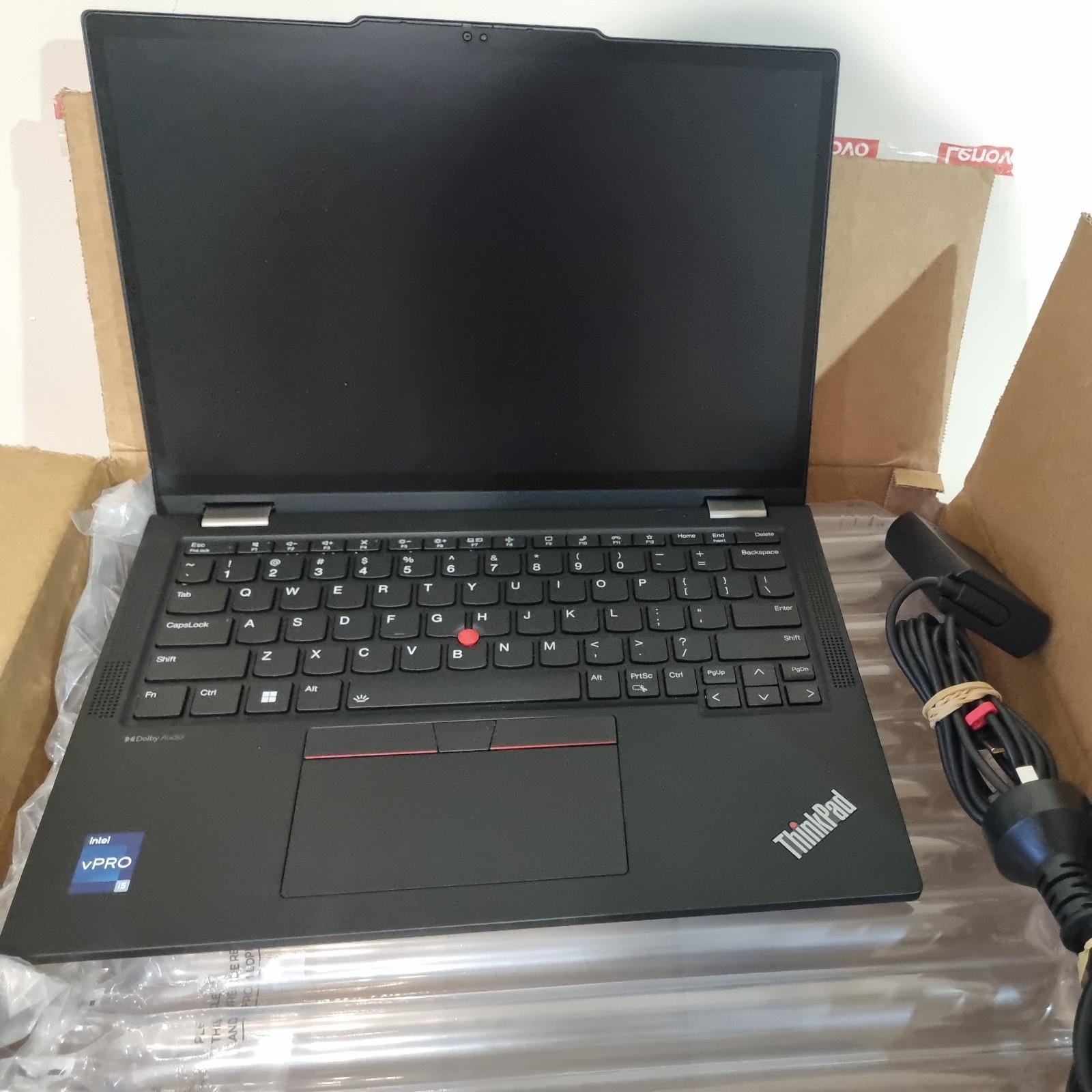 Lenovo ThinkPad X13 Yoga Gen 4 i5-1345U 16GB 256GB 13.3″ WUXGA Touch Win 11 Pro