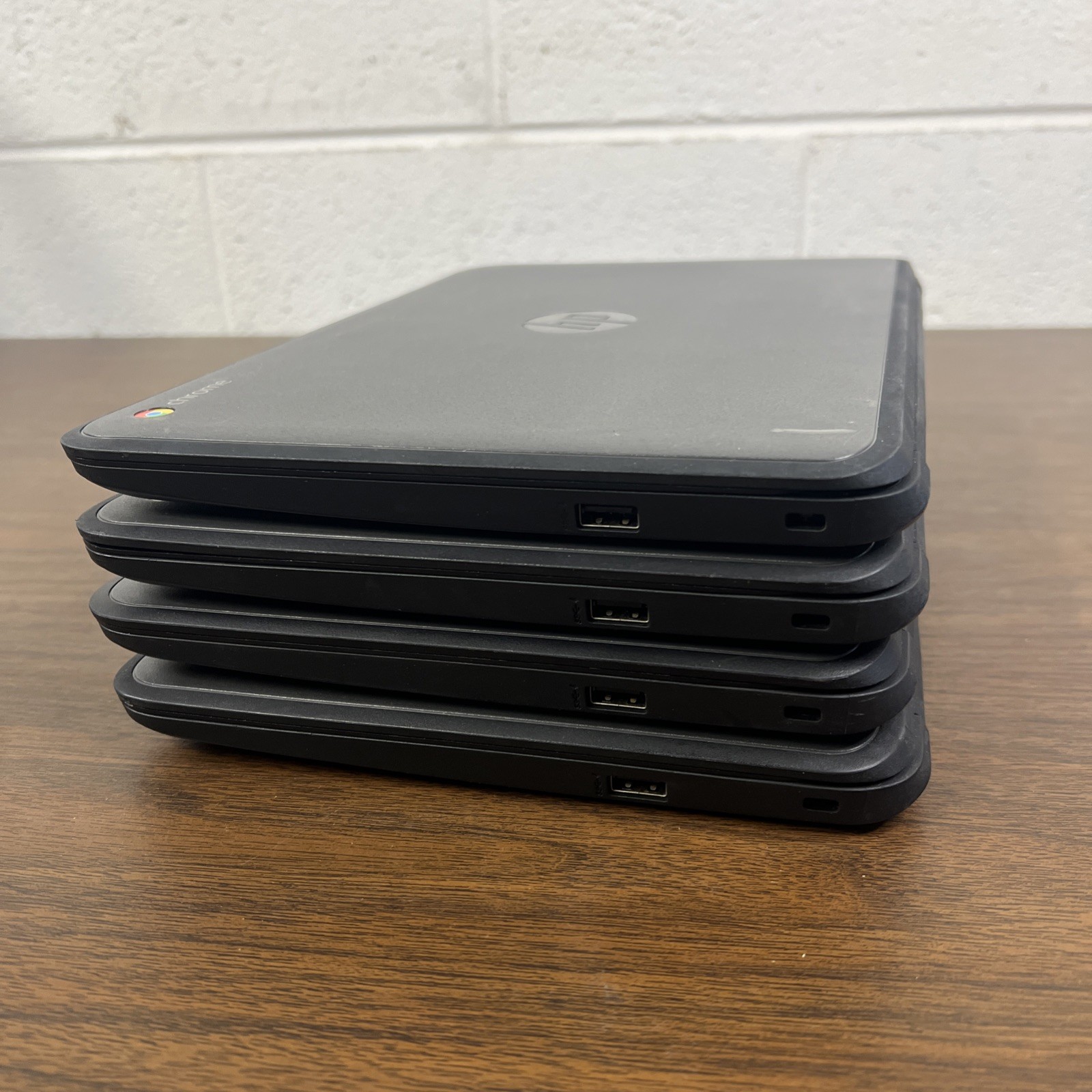 Lot 4 HP Chromebook 11 G5 EE PARTS/REPAIR – ⚠️ POWER ON, BAD BATTERIES