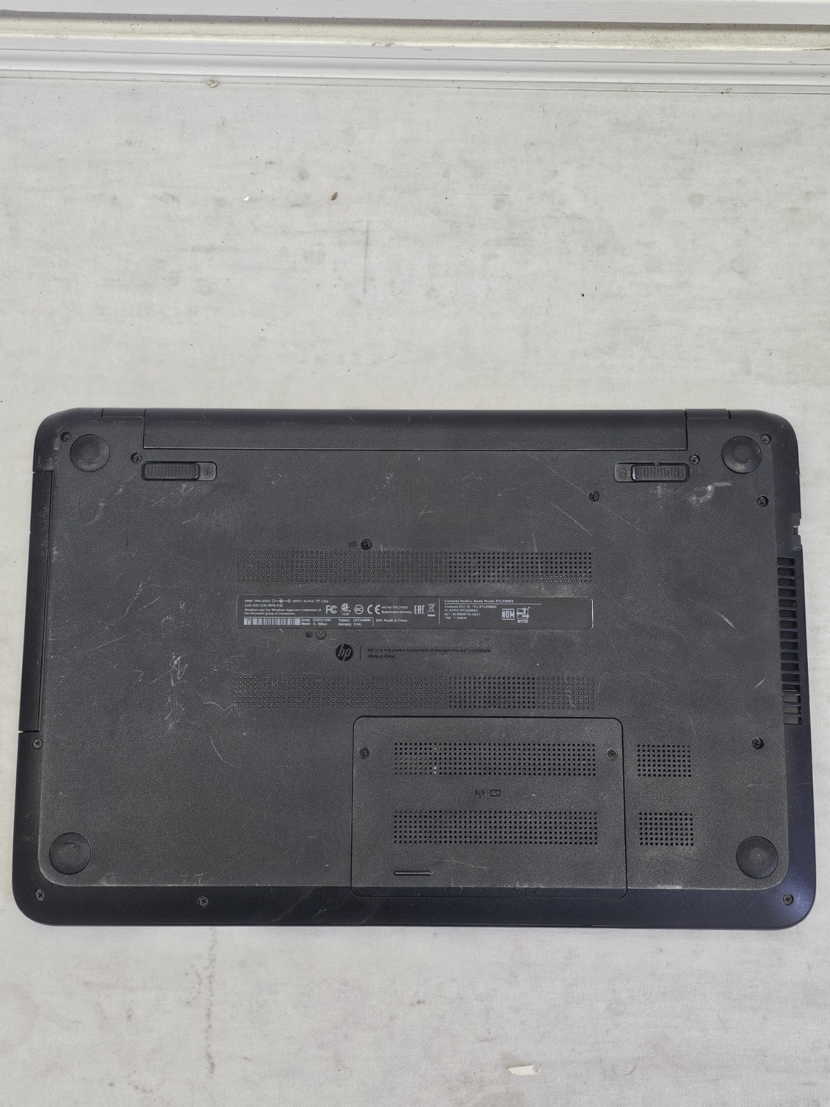 HP 15-f209wm Laptop – Intel Celeron N2840 – 4GB RAM – 500GB – BAD BATT – Win 10
