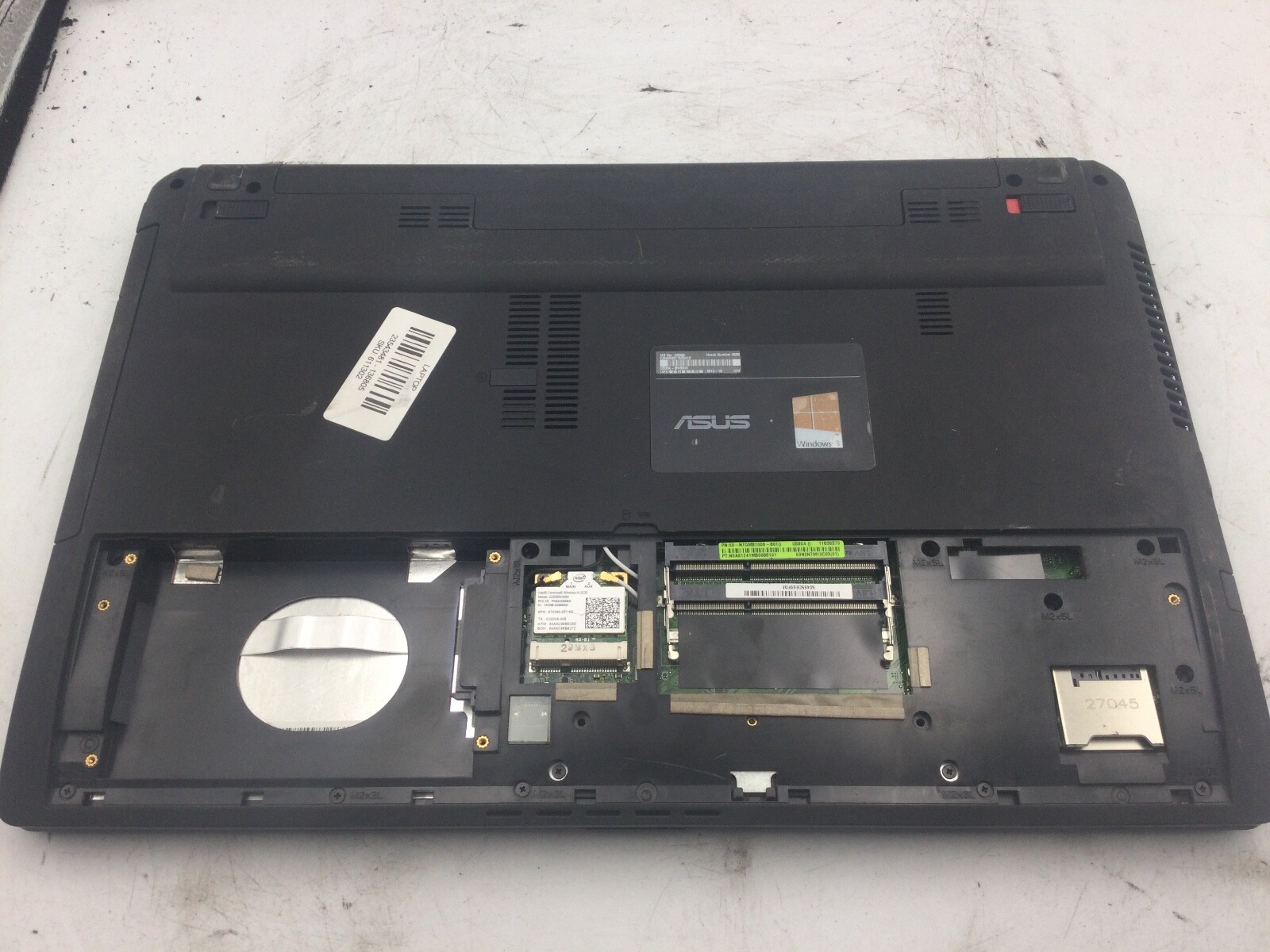 ASUS Q500A – BOOTS TO BIOS – INTEL CORE I5 3210 – NO RAM – 15″ – READ DESC – BB!