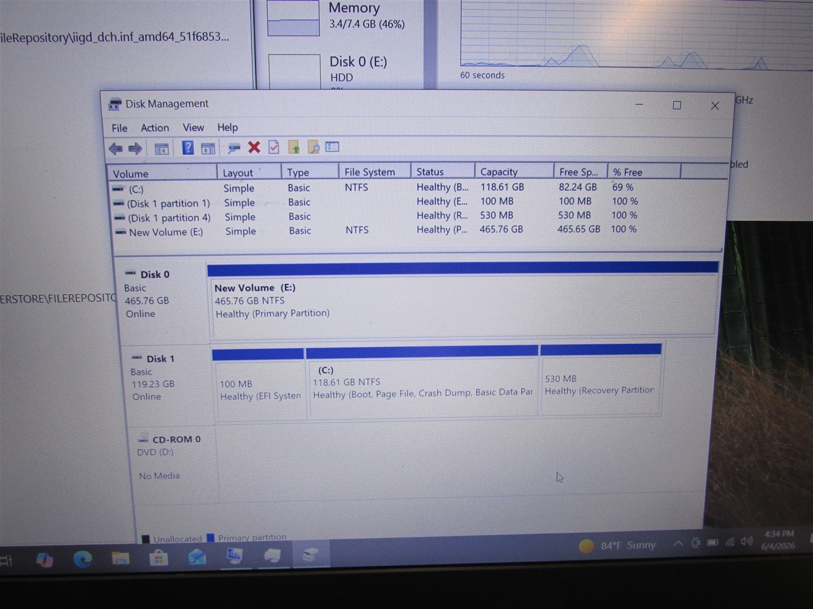 Lenovo V330-15IKB i5-7200U 2.5GHz 8GB RAM 128GB m.2 500GB HDD 14″ W10Pro COS DMG
