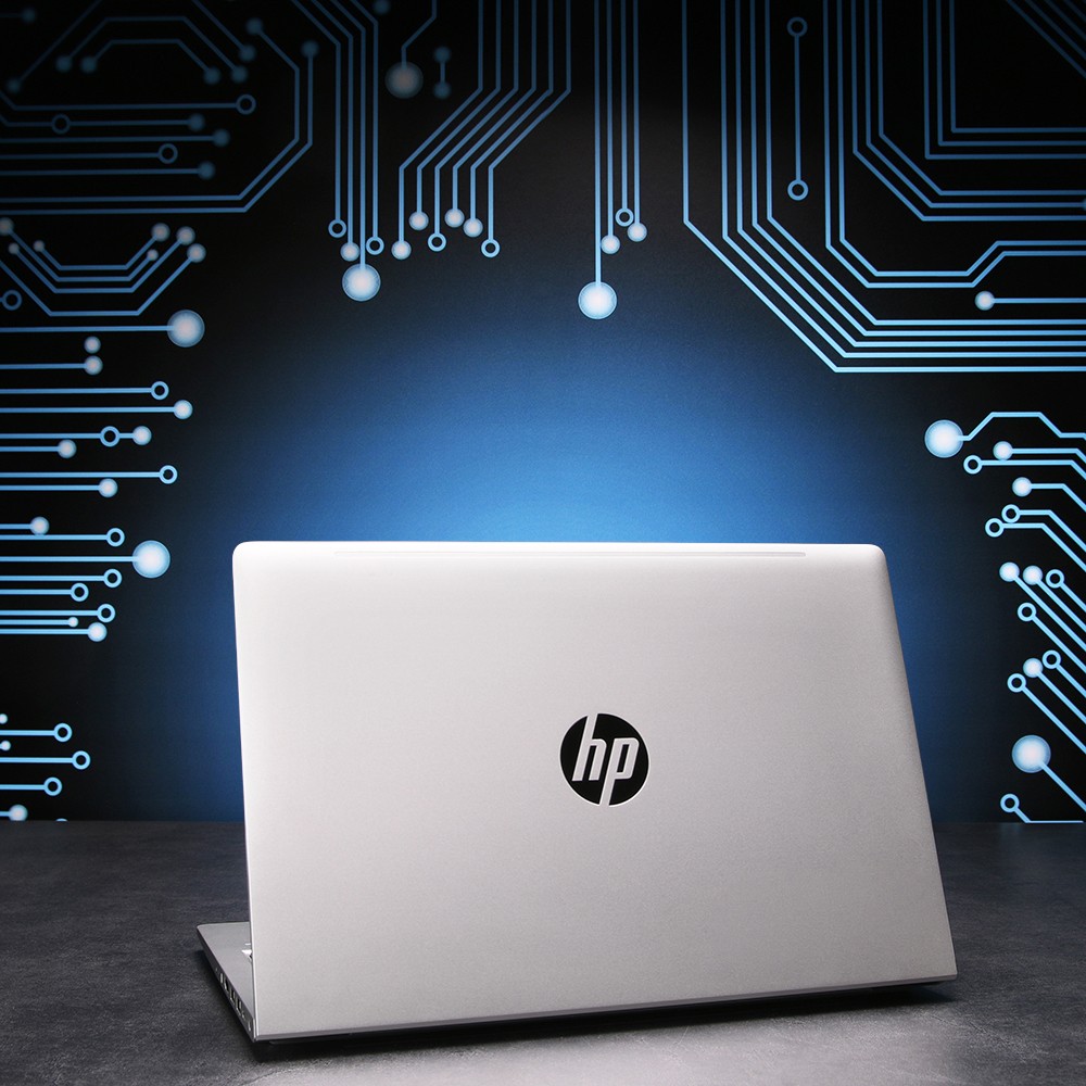 HP ProBook 445 G9 // AMD Ryzen 5 5625U, 16GB RAM, 512GB SSD