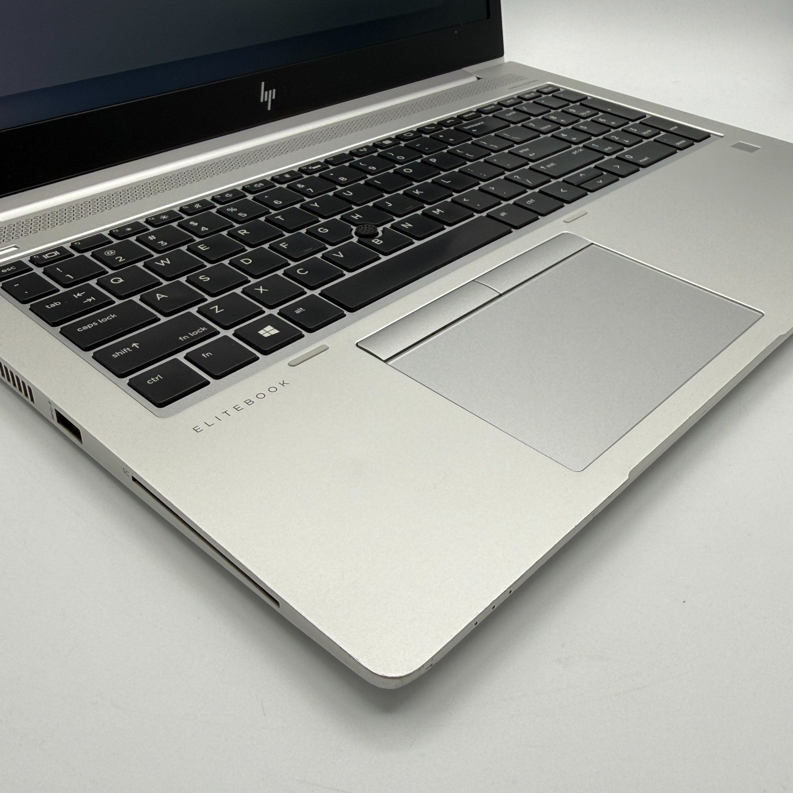 HP EliteBook 850 G6 15.6″ i7-8665U 8GB 512GB SSD Win 11 Pro