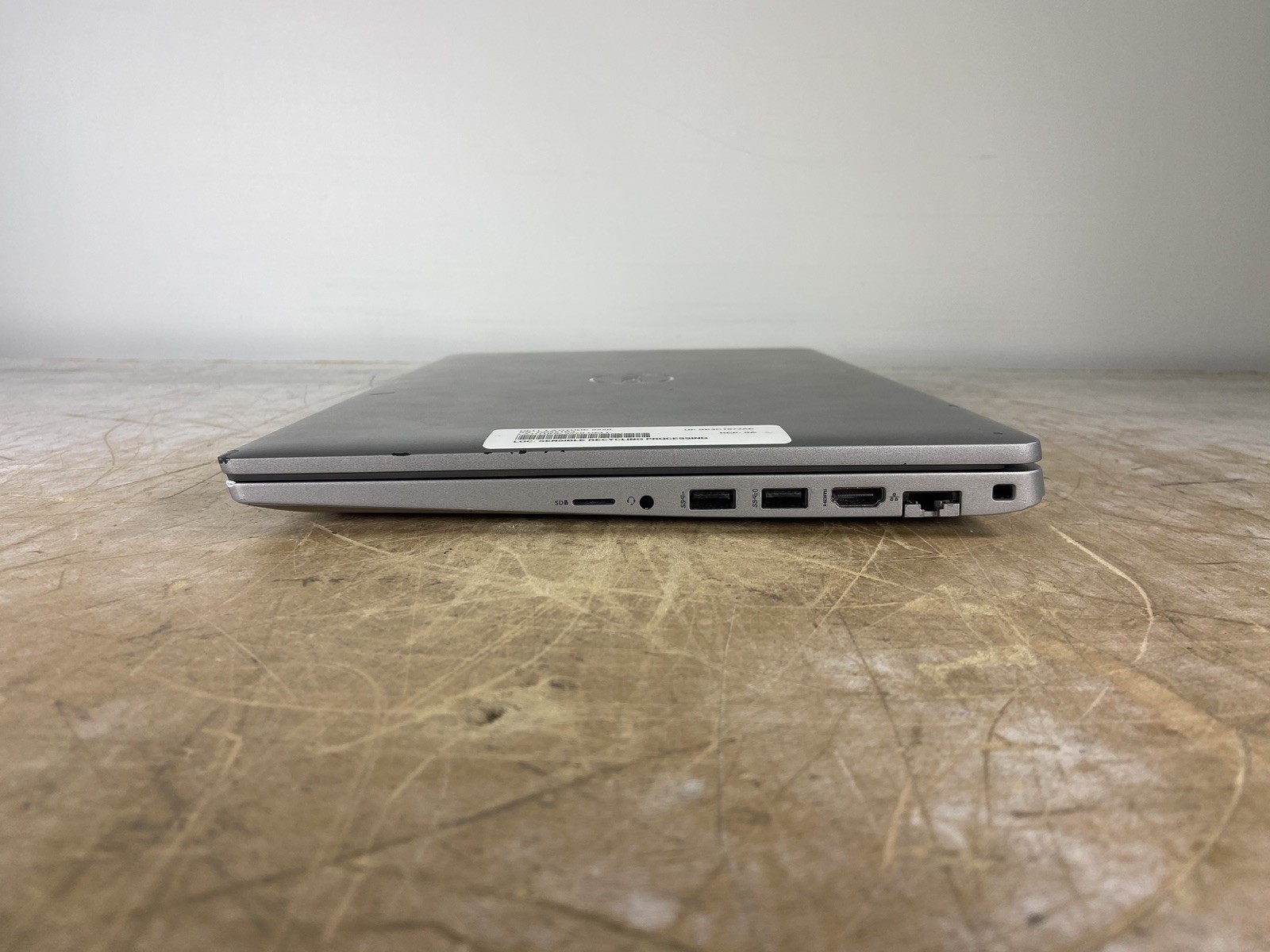 DELL LATITUDE 5520 i7-1185G7 @ 3.0GHz, 8GB RAM, NO HDD/OS – (FOR PARTS)